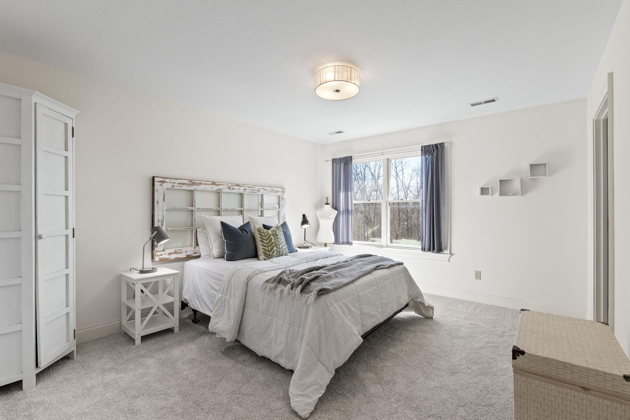 Columbia, Missouri 65201, United States, 6 Bedrooms Bedrooms, ,5 BathroomsBathrooms,Residential,Active,65697