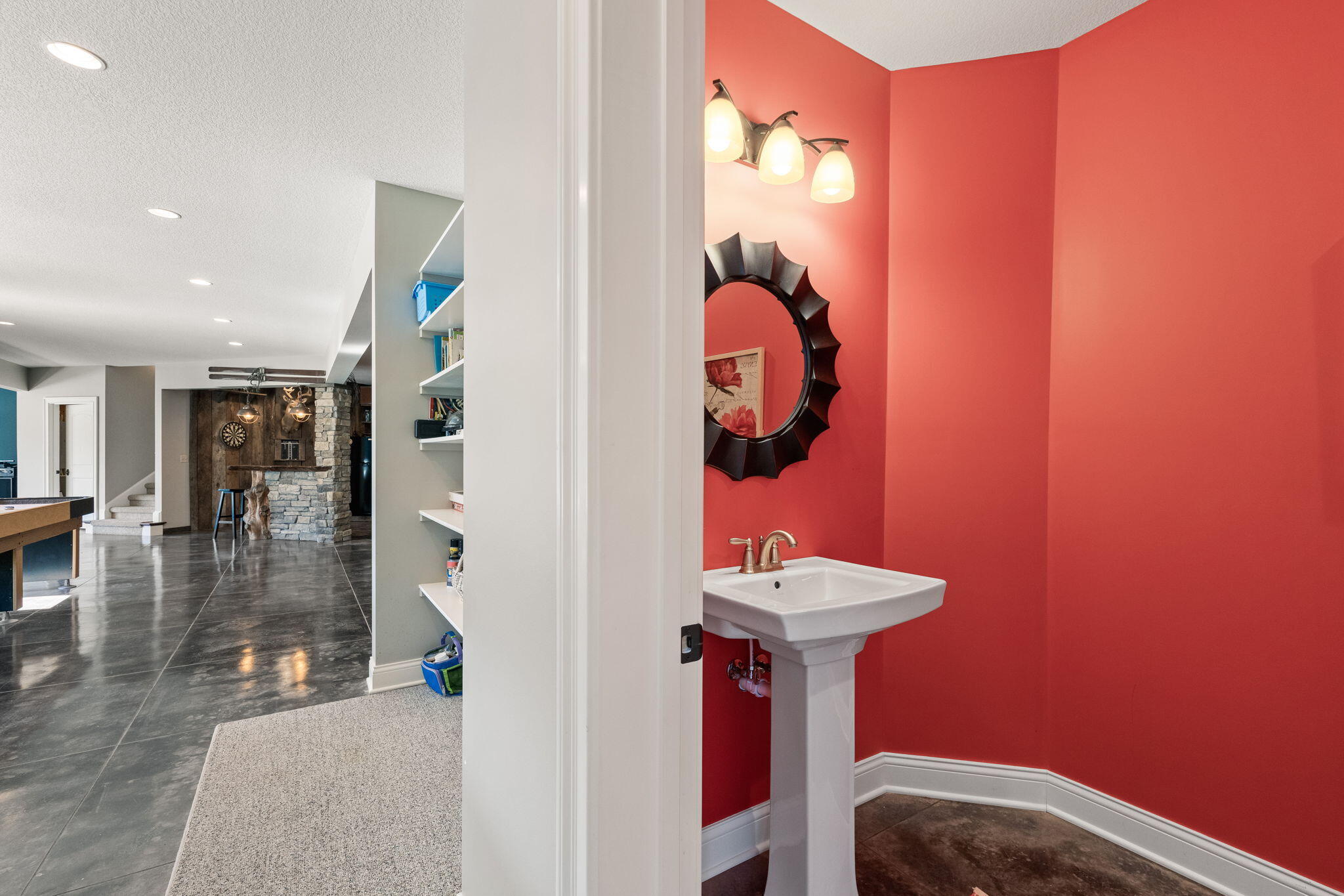 Columbia, Missouri 65201, United States, 6 Bedrooms Bedrooms, ,5 BathroomsBathrooms,Residential,Active,65697