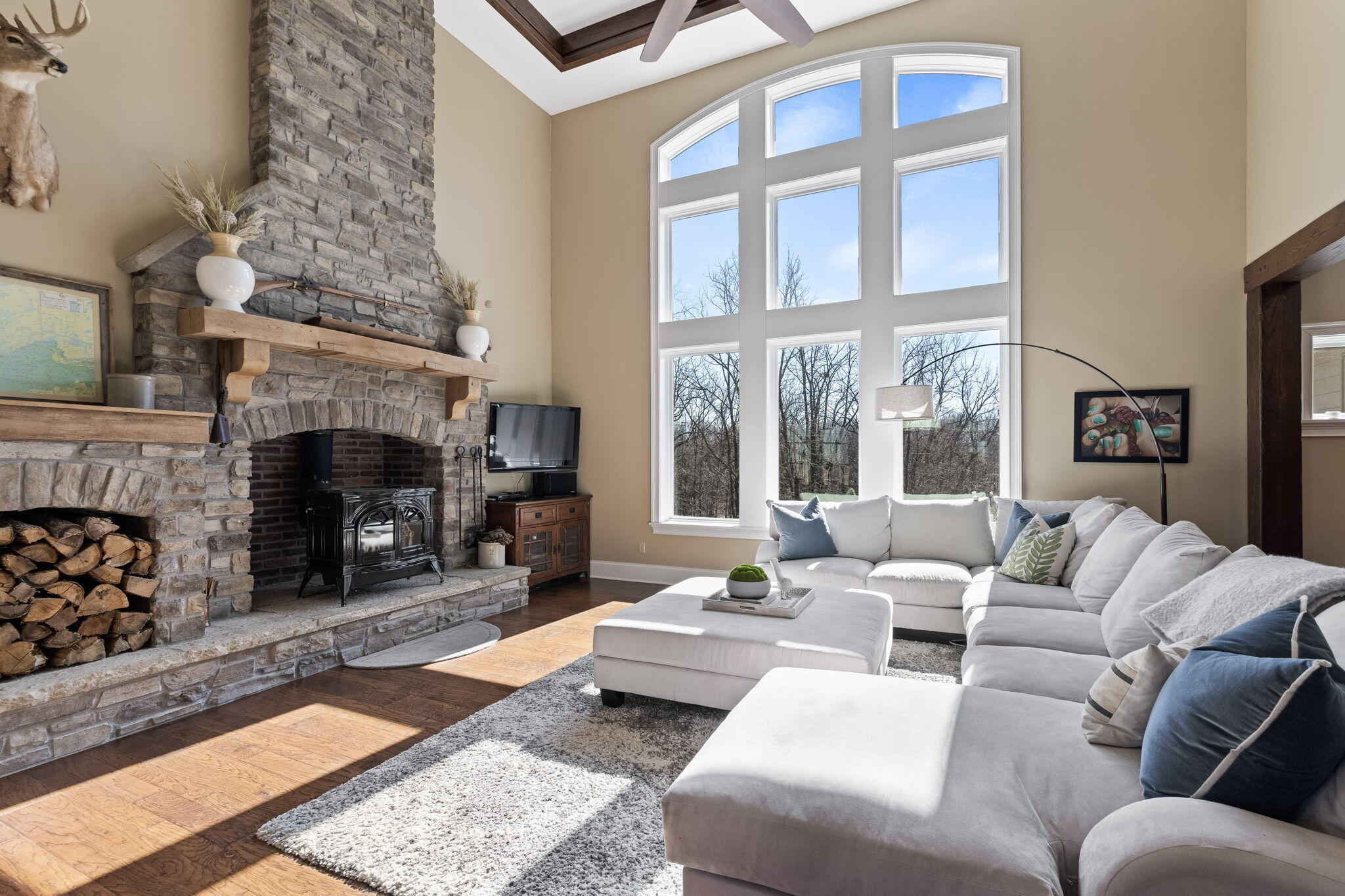 Columbia, Missouri 65201, United States, 6 Bedrooms Bedrooms, ,5 BathroomsBathrooms,Residential,Active,65697