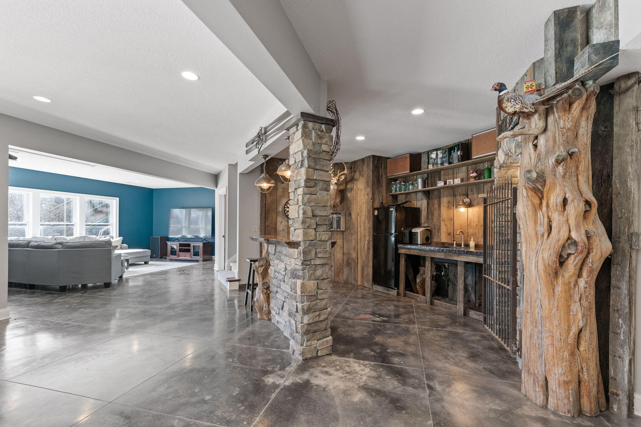 Columbia, Missouri 65201, United States, 6 Bedrooms Bedrooms, ,5 BathroomsBathrooms,Residential,Active,65697