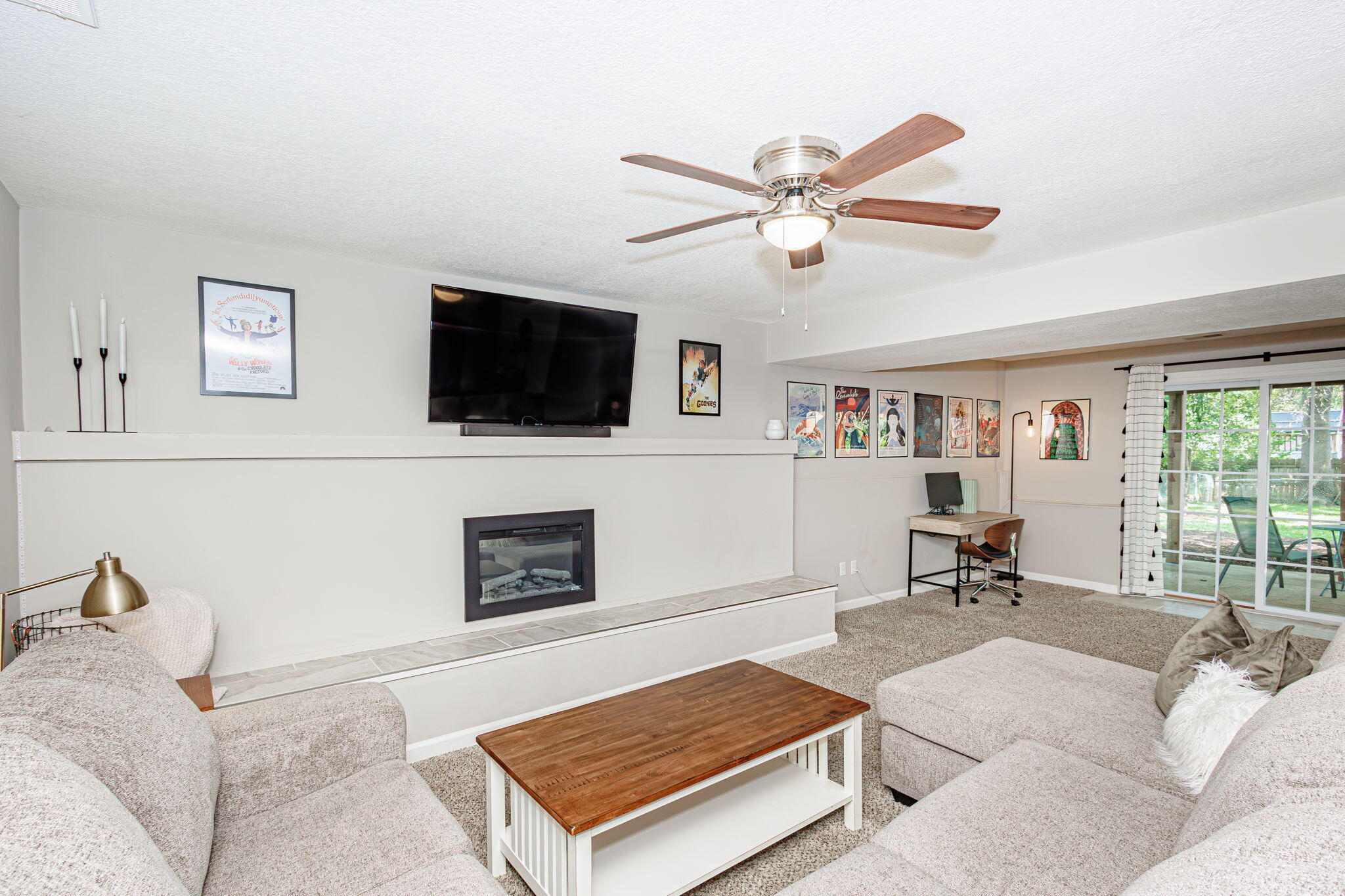 Columbia, Missouri 65203, United States, 4 Bedrooms Bedrooms, ,3 BathroomsBathrooms,Residential,Pending,50752