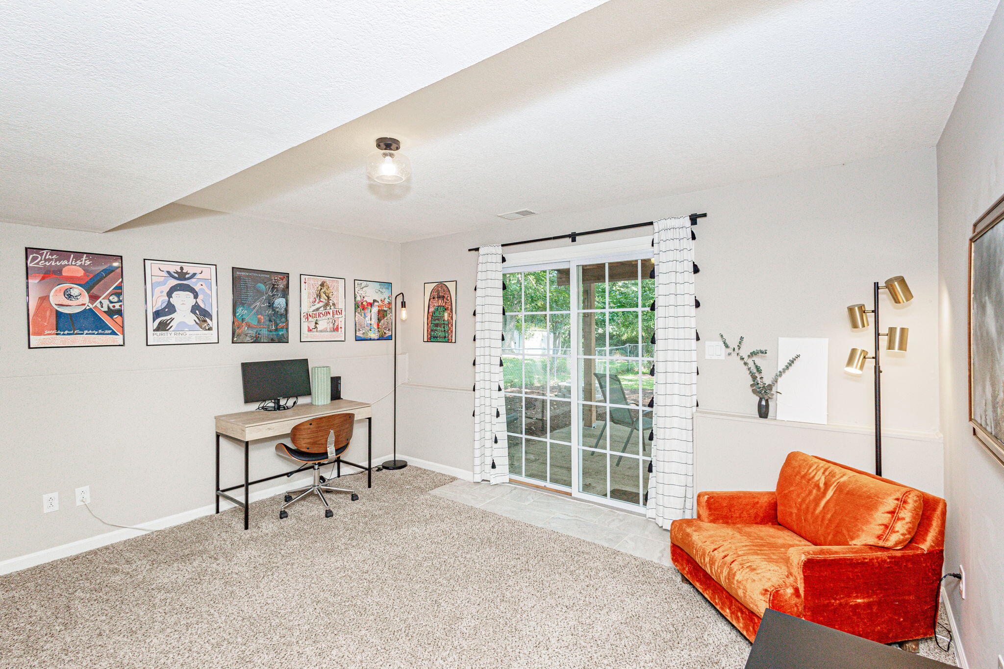 Columbia, Missouri 65203, United States, 4 Bedrooms Bedrooms, ,3 BathroomsBathrooms,Residential,Pending,50752