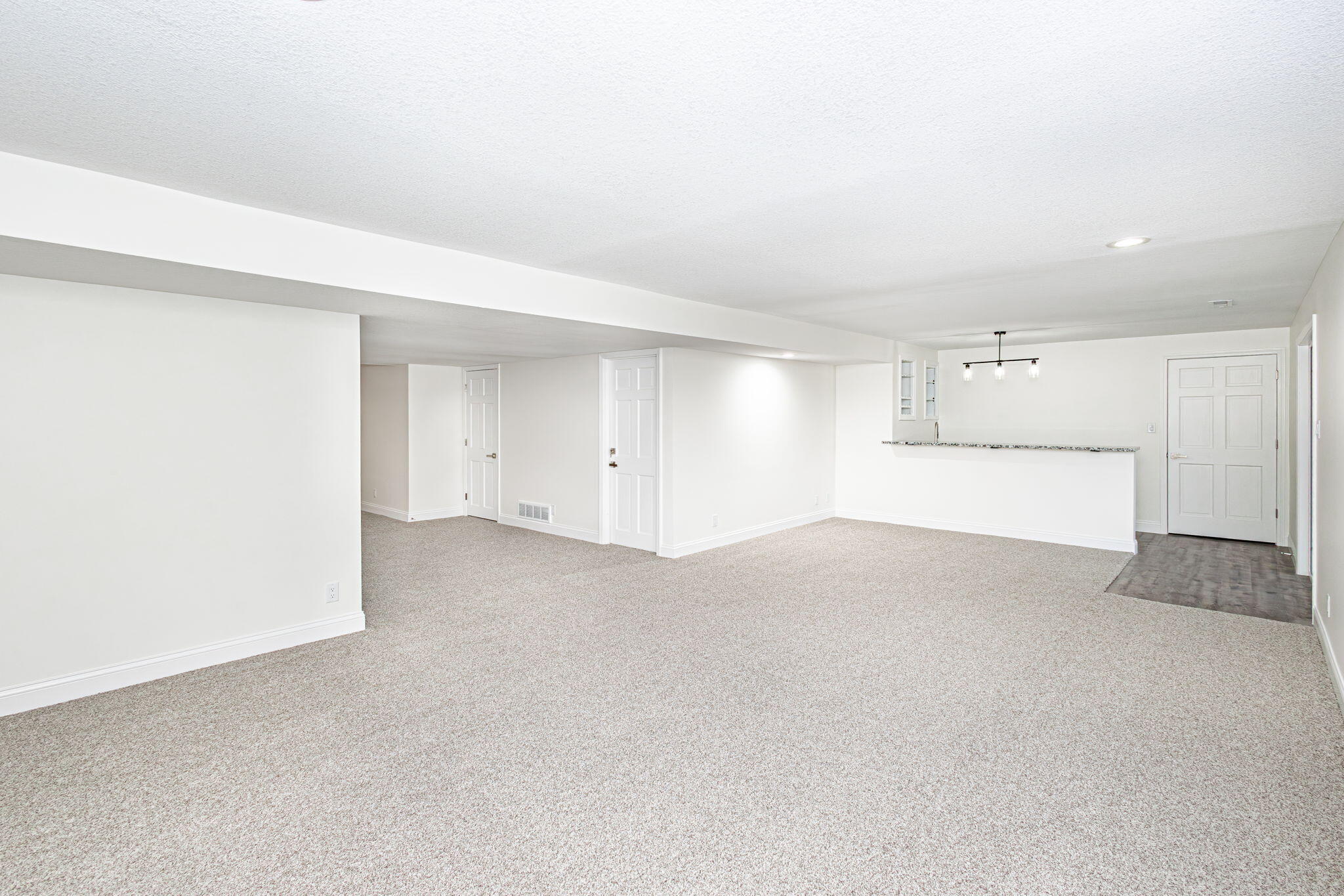 Columbia, Missouri 65203, United States, 3 Bedrooms Bedrooms, ,3 BathroomsBathrooms,Residential,Active,7083