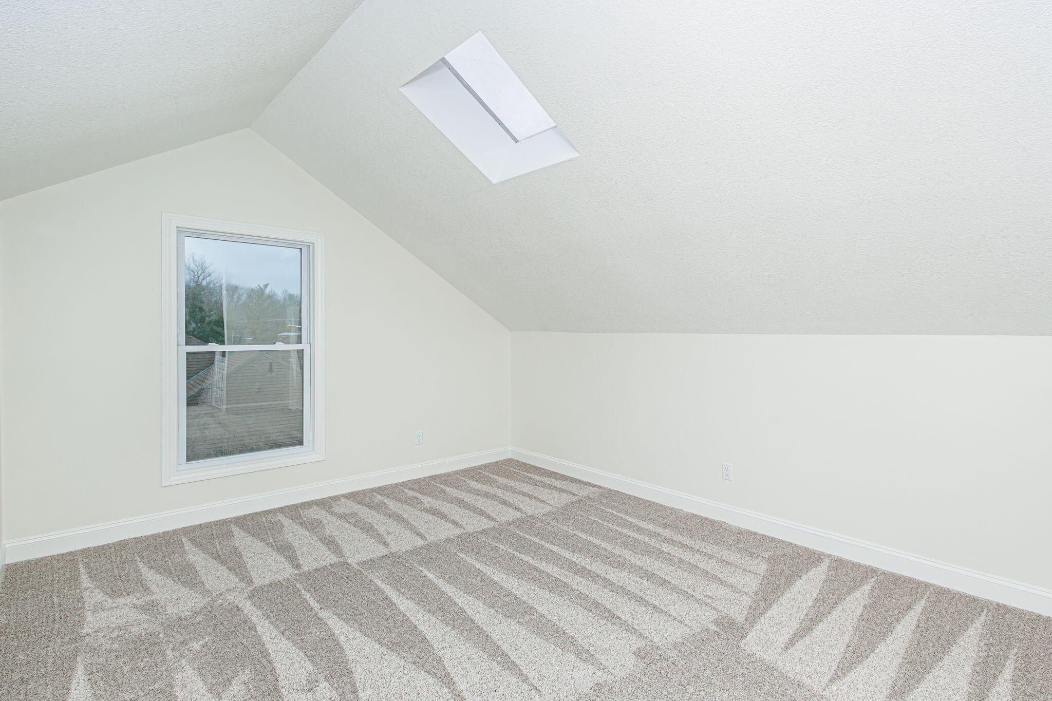 Columbia, Missouri 65203, United States, 3 Bedrooms Bedrooms, ,3 BathroomsBathrooms,Residential,Active,7083