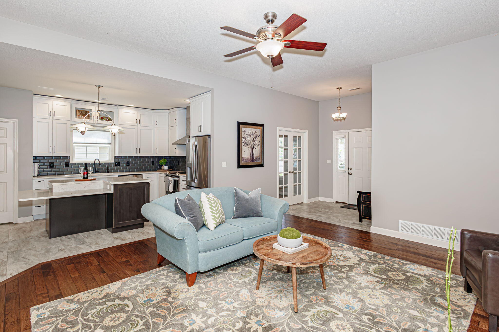 Columbia, Missouri 65203, United States, 3 Bedrooms Bedrooms, ,2 BathroomsBathrooms,Residential,Pending,59481