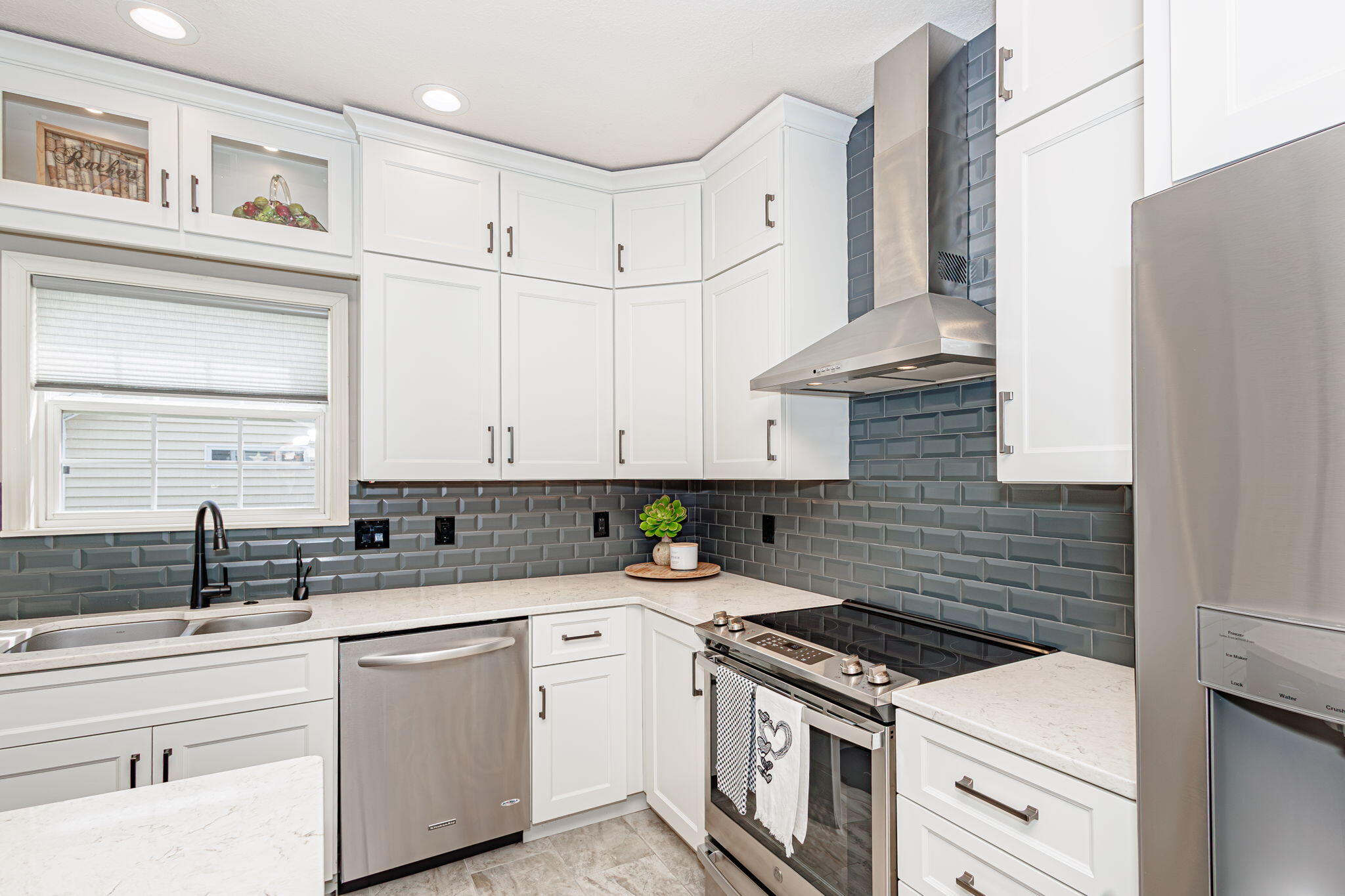 Columbia, Missouri 65203, United States, 3 Bedrooms Bedrooms, ,2 BathroomsBathrooms,Residential,Pending,59481