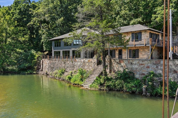 254 BANK BRANCH DR, CAMDENTON, MO 65020 - Image c1ffbb3543e1fa5ec6e7e92dc047a62f/1765209863
