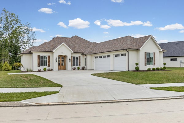 108 WALTON HEATH CT, COLUMBIA, MO 65201 - Image c4e72de7e0ebc66dea0e10ae14bdd5cc/3303890884