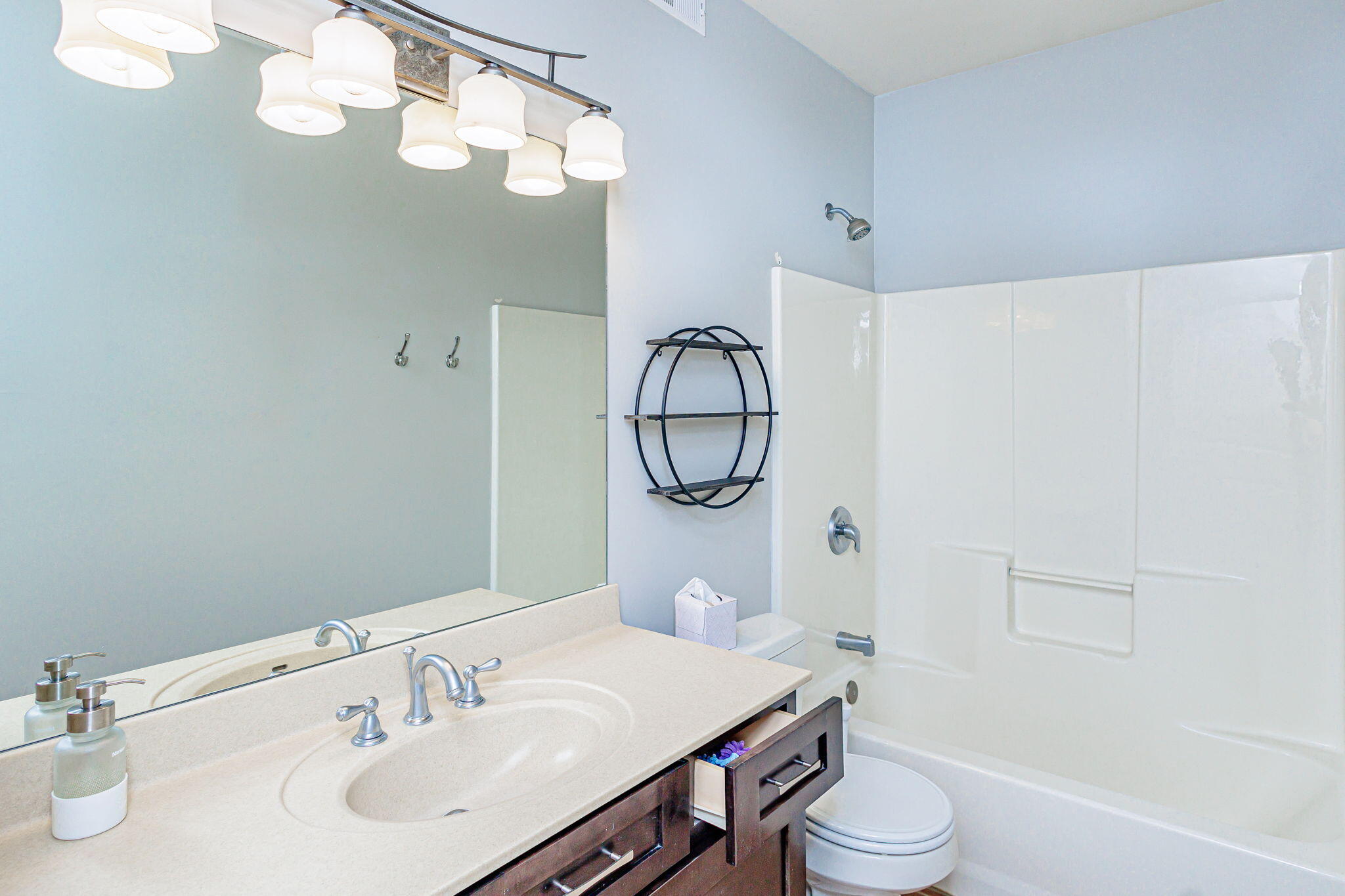 Columbia, Missouri 65203, United States, 5 Bedrooms Bedrooms, ,5 BathroomsBathrooms,Residential,Coming Soon,217734