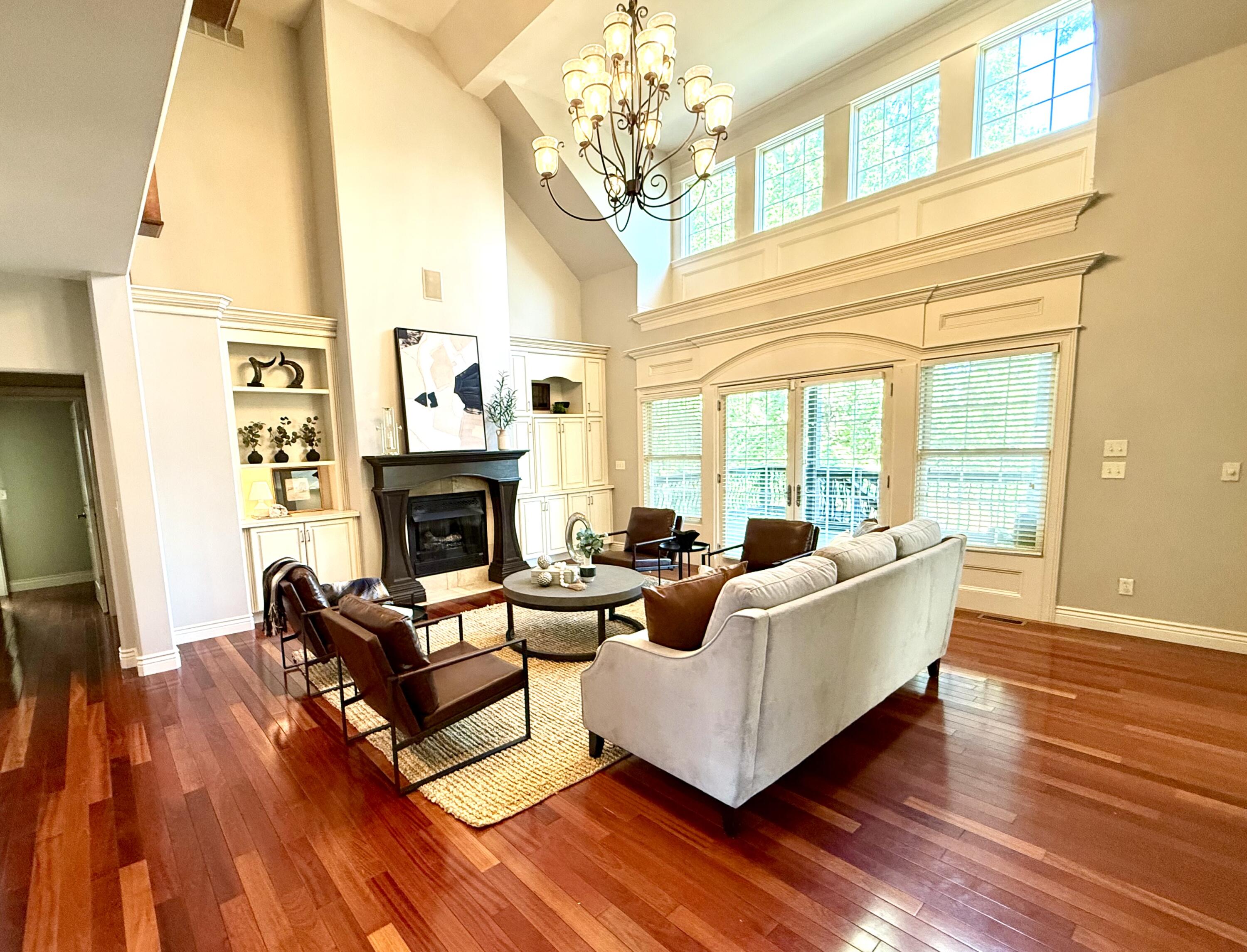 Columbia, Missouri 65203, United States, 5 Bedrooms Bedrooms, ,5 BathroomsBathrooms,Residential,Coming Soon,217734