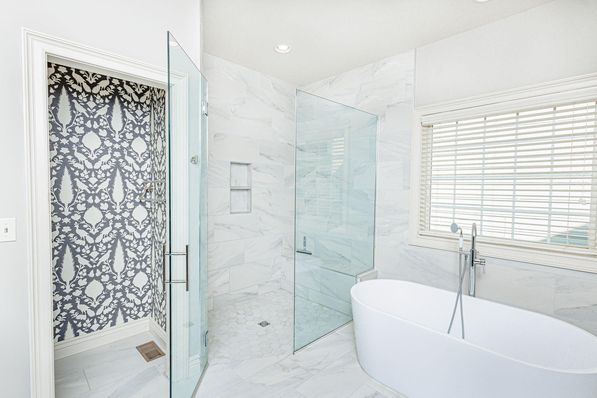 Columbia, Missouri 65203, United States, 5 Bedrooms Bedrooms, ,5 BathroomsBathrooms,Residential,Coming Soon,217734