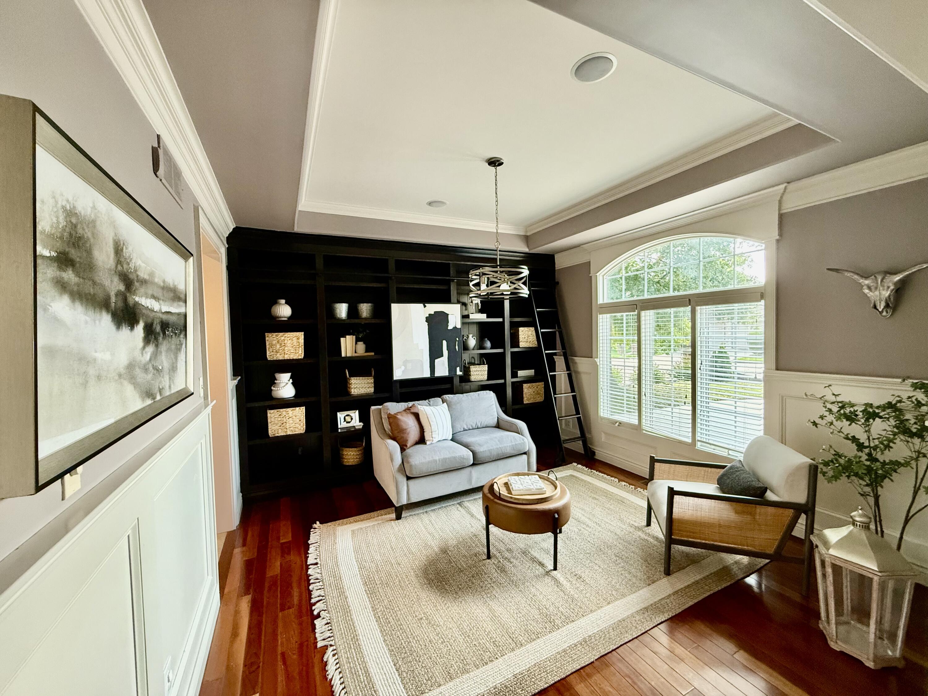 Columbia, Missouri 65203, United States, 5 Bedrooms Bedrooms, ,5 BathroomsBathrooms,Residential,Coming Soon,217734