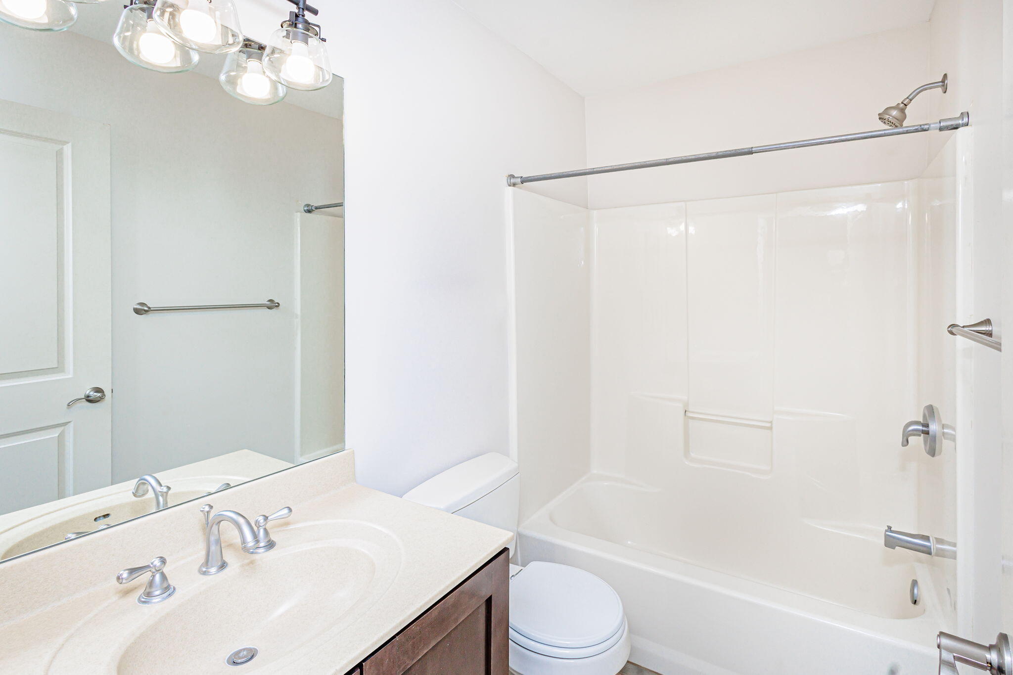 Columbia, Missouri 65203, United States, 5 Bedrooms Bedrooms, ,5 BathroomsBathrooms,Residential,Coming Soon,217734