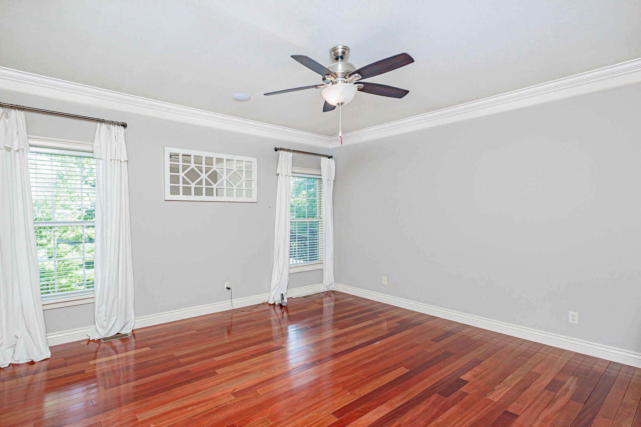 Columbia, Missouri 65203, United States, 5 Bedrooms Bedrooms, ,5 BathroomsBathrooms,Residential,Coming Soon,217734