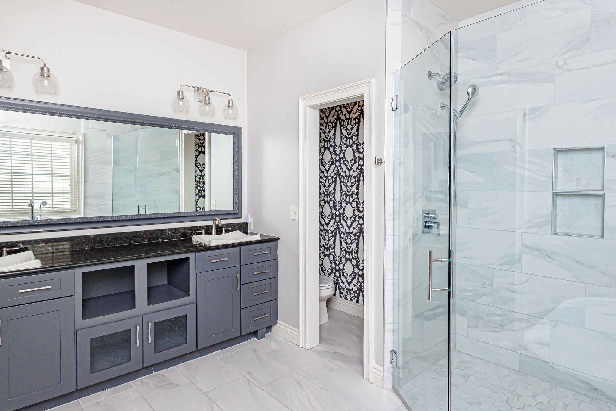 Columbia, Missouri 65203, United States, 5 Bedrooms Bedrooms, ,5 BathroomsBathrooms,Residential,Coming Soon,217734