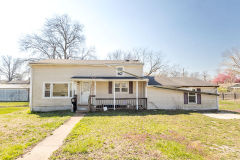 410 GRAND AVE, Moberly, MO 65270 - #: 419147