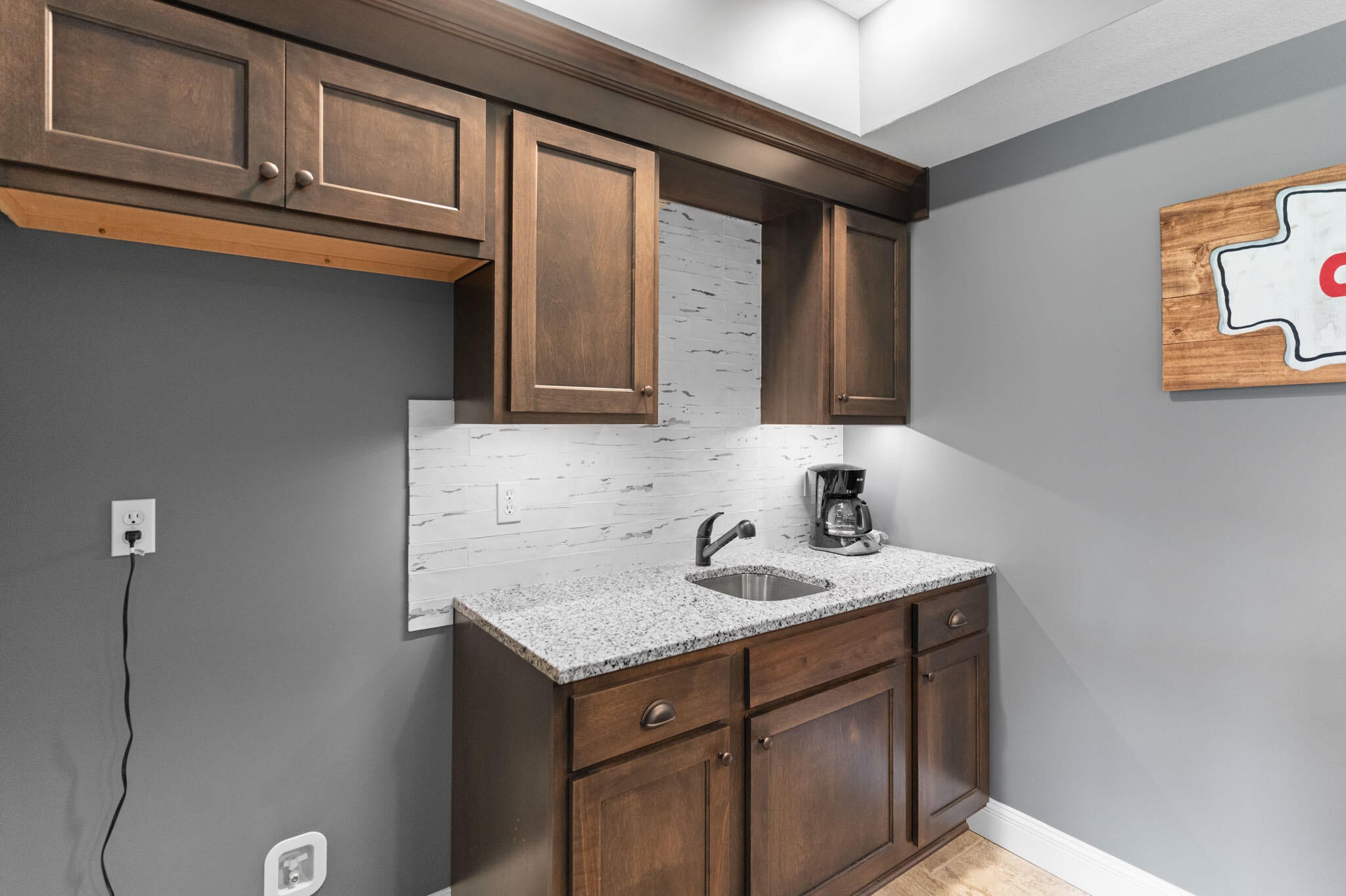 5400 E Giesing Hill Rd, Hartsburg, MO, 65039, USA, 6 Bedrooms Bedrooms, ,5 BathroomsBathrooms,Residential,Active,5400 E Giesing Hill Rd,434371