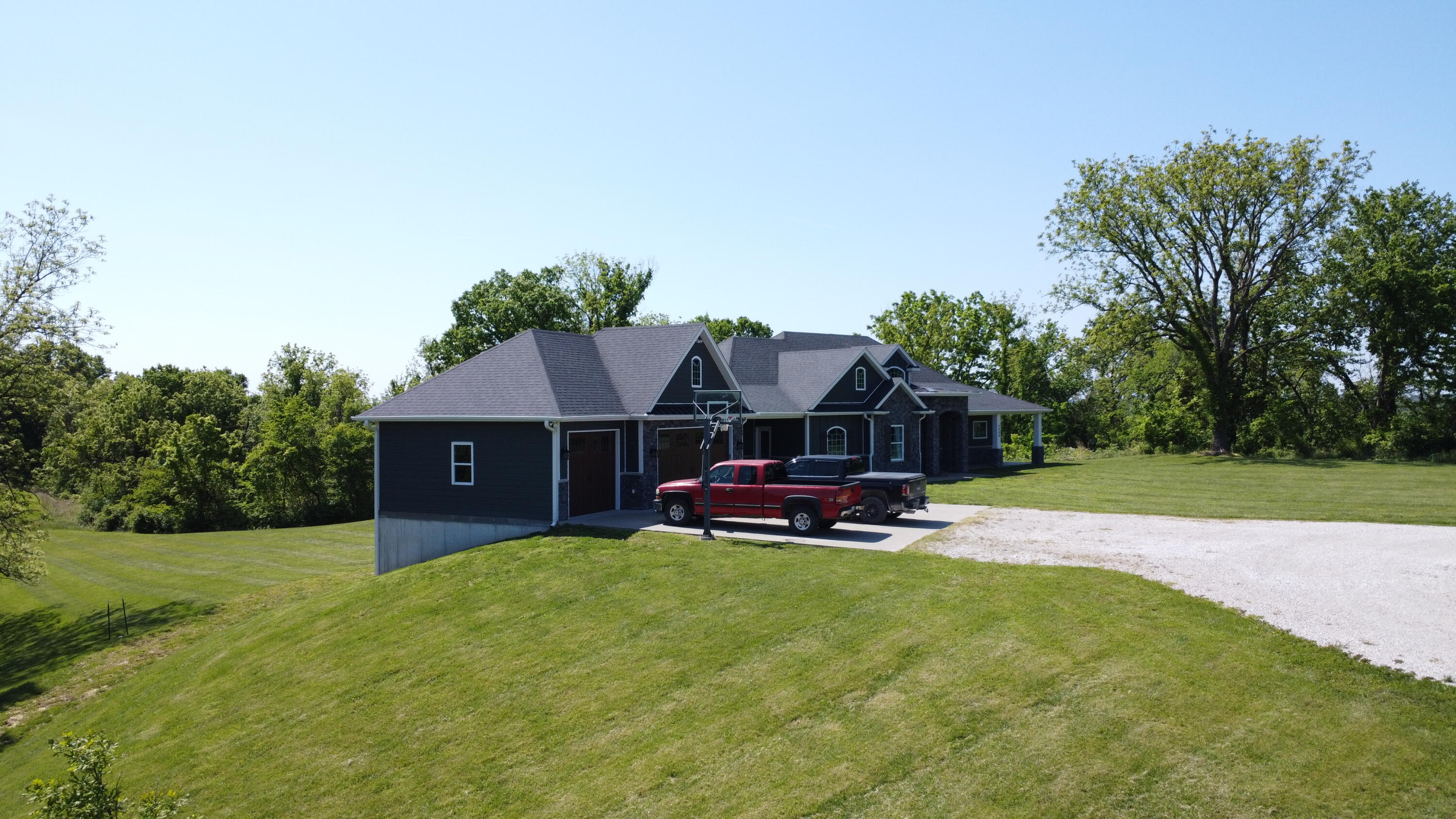 5400 E Giesing Hill Rd, Hartsburg, MO, 65039, USA, 6 Bedrooms Bedrooms, ,5 BathroomsBathrooms,Residential,Active,5400 E Giesing Hill Rd,434371