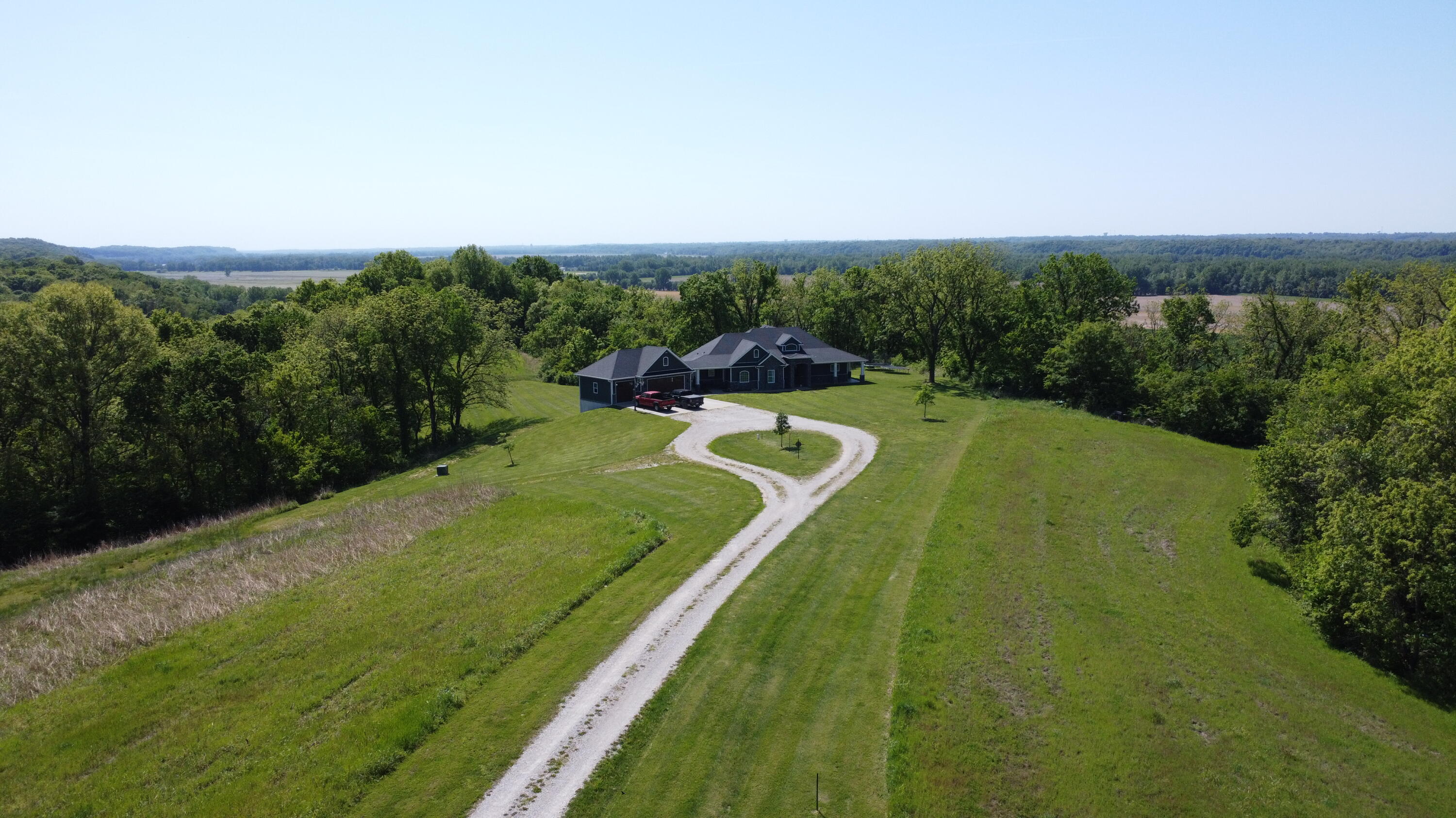 5400 E Giesing Hill Rd, Hartsburg, MO, 65039, USA, 6 Bedrooms Bedrooms, ,5 BathroomsBathrooms,Residential,Active,5400 E Giesing Hill Rd,434371