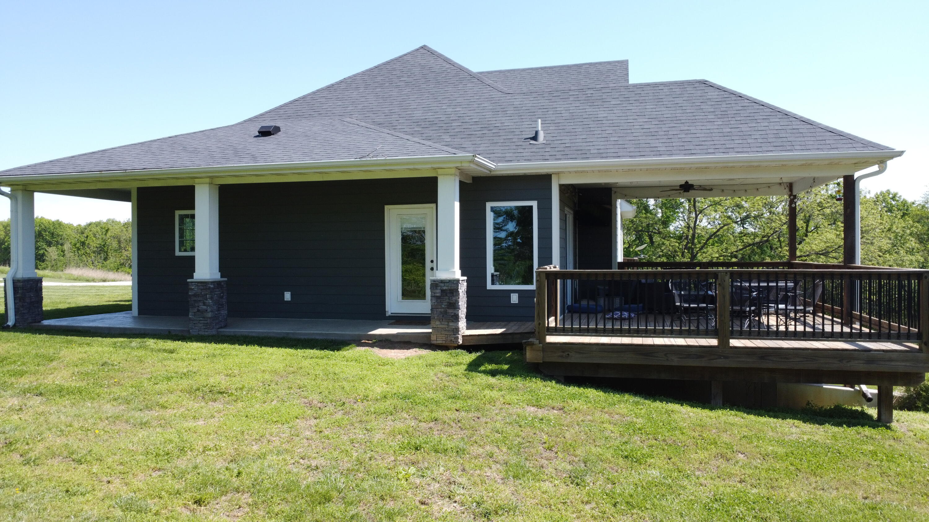 5400 E Giesing Hill Rd, Hartsburg, MO, 65039, USA, 6 Bedrooms Bedrooms, ,5 BathroomsBathrooms,Residential,Active,5400 E Giesing Hill Rd,434371