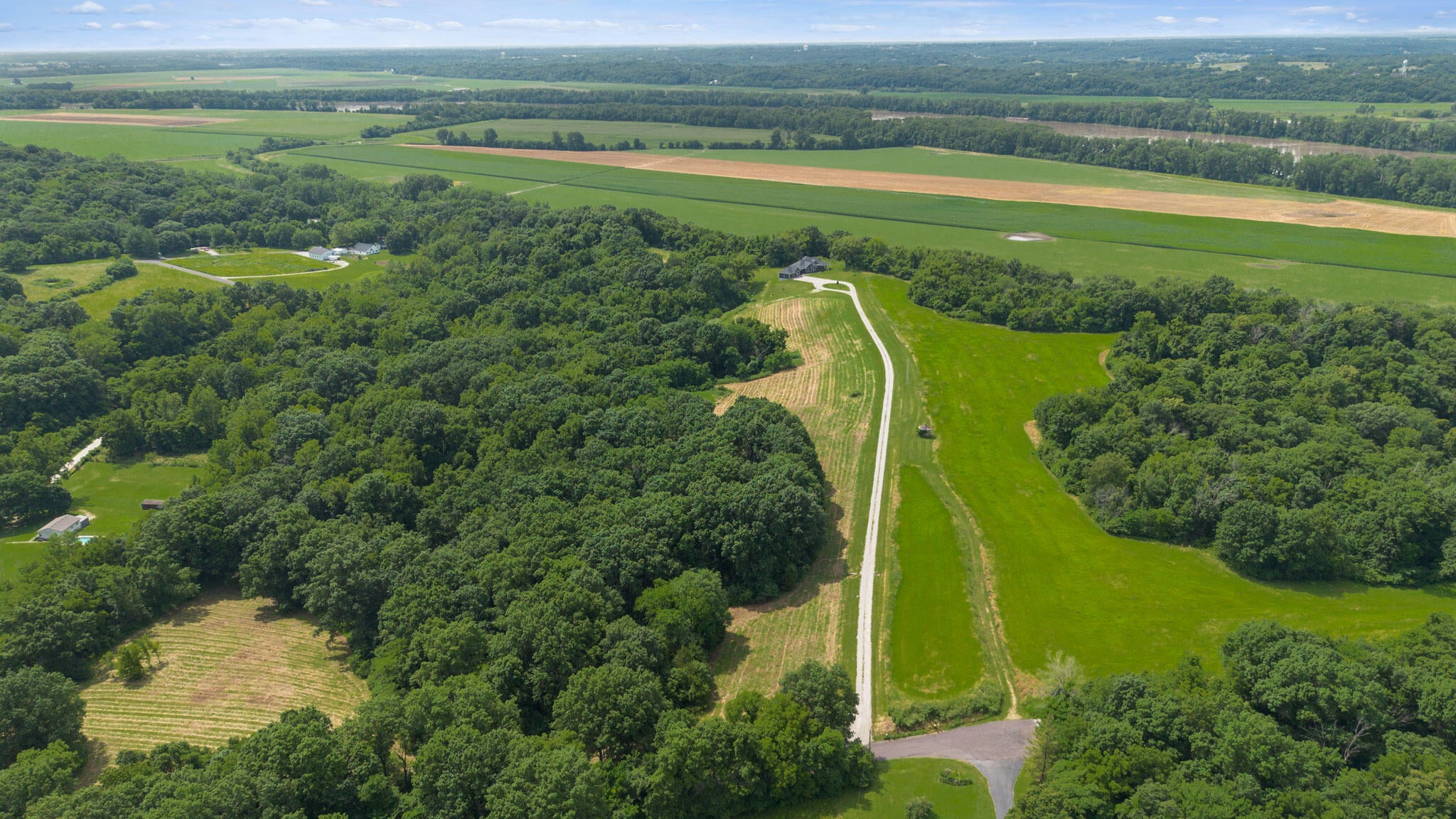 5400 E Giesing Hill Rd, Hartsburg, MO, 65039, USA, 6 Bedrooms Bedrooms, ,5 BathroomsBathrooms,Residential,Active,5400 E Giesing Hill Rd,434371