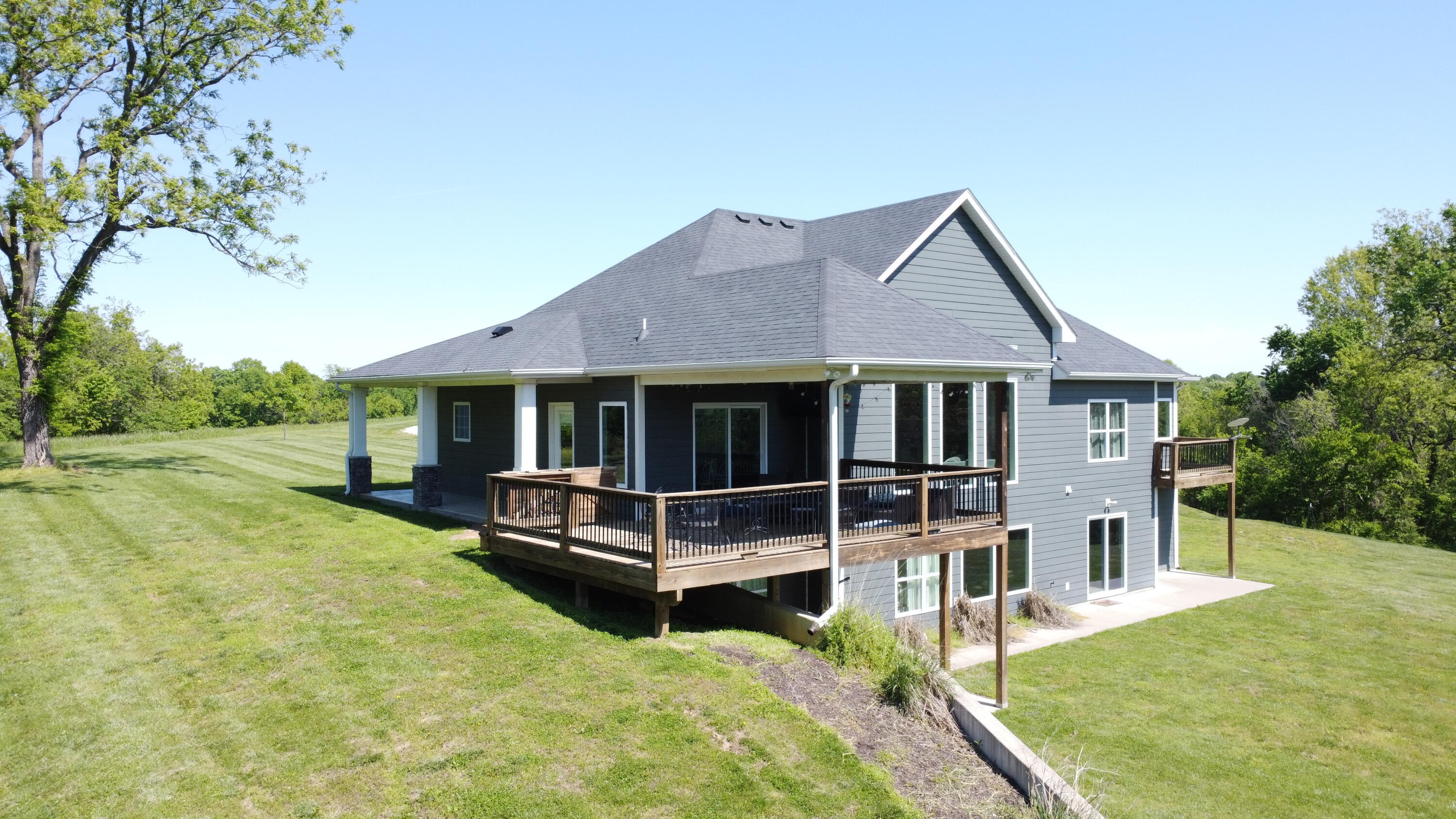 5400 E Giesing Hill Rd, Hartsburg, MO, 65039, USA, 6 Bedrooms Bedrooms, ,5 BathroomsBathrooms,Residential,Active,5400 E Giesing Hill Rd,434371