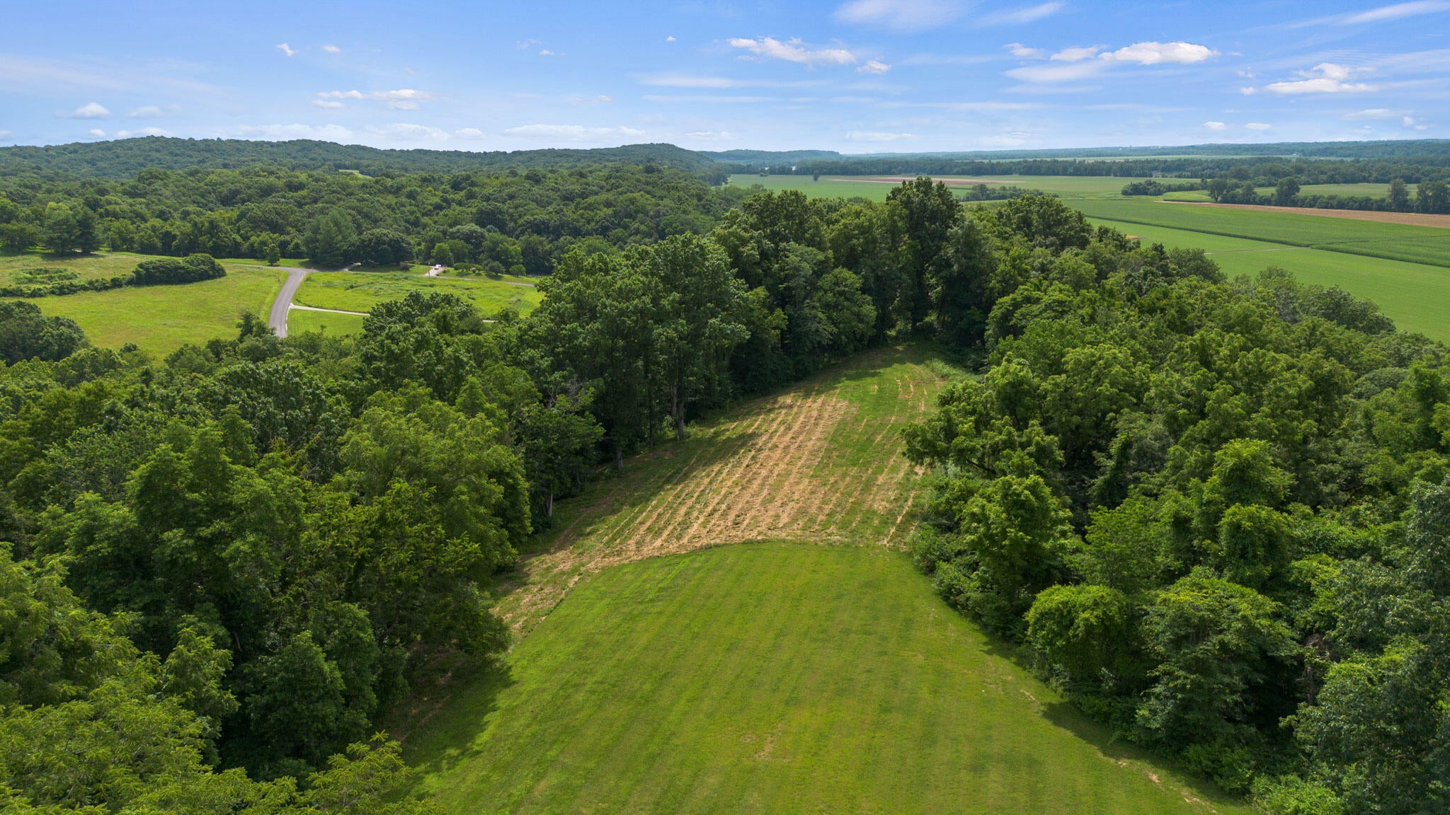 5400 E Giesing Hill Rd, Hartsburg, MO, 65039, USA, 6 Bedrooms Bedrooms, ,5 BathroomsBathrooms,Residential,Active,5400 E Giesing Hill Rd,434371