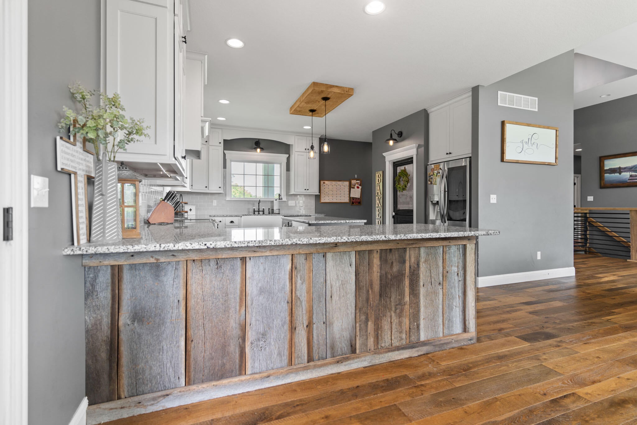 5400 E Giesing Hill Rd, Hartsburg, MO, 65039, USA, 6 Bedrooms Bedrooms, ,5 BathroomsBathrooms,Residential,Active,5400 E Giesing Hill Rd,434371