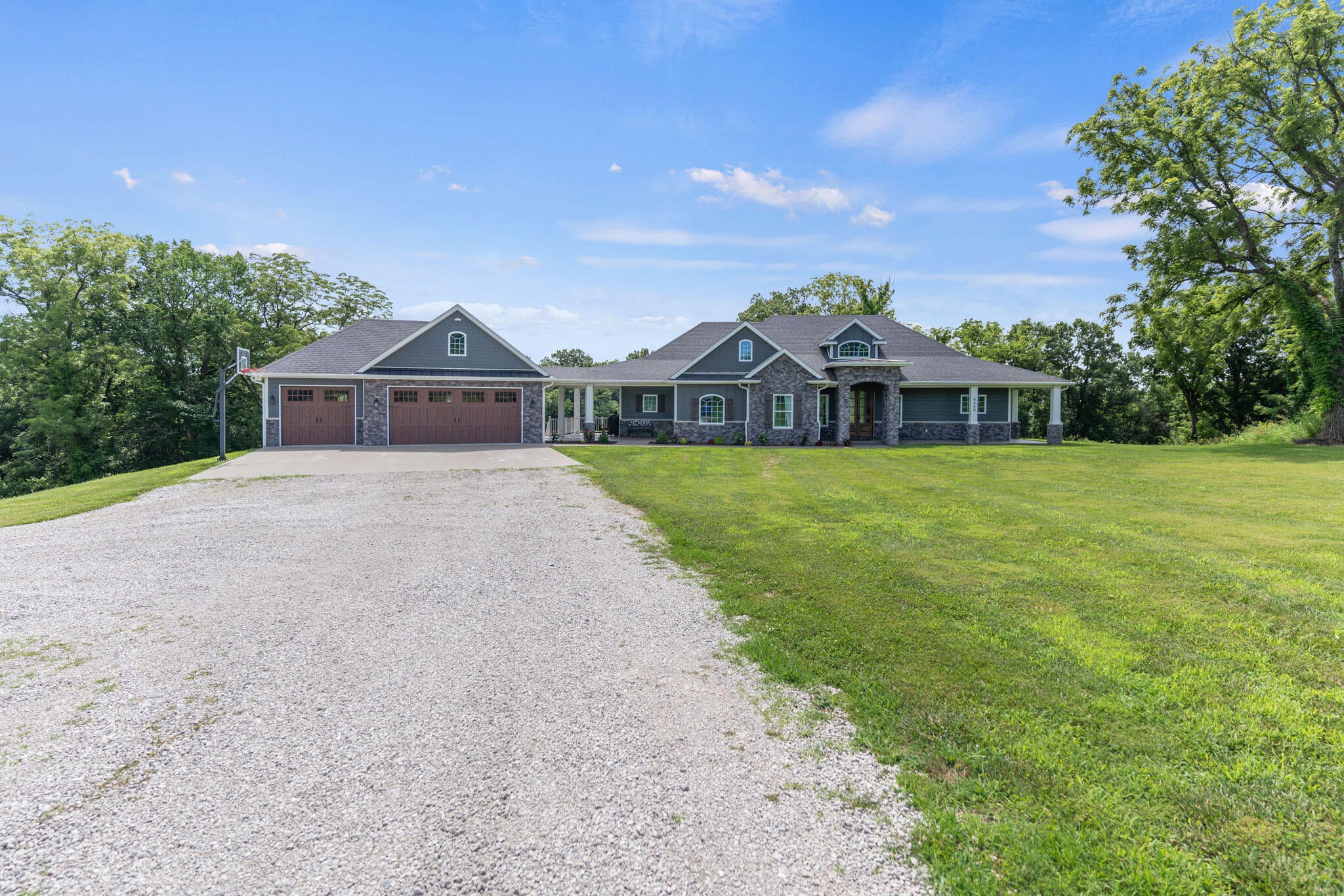 5400 E Giesing Hill Rd, Hartsburg, MO, 65039, USA, 6 Bedrooms Bedrooms, ,5 BathroomsBathrooms,Residential,Active,5400 E Giesing Hill Rd,434371