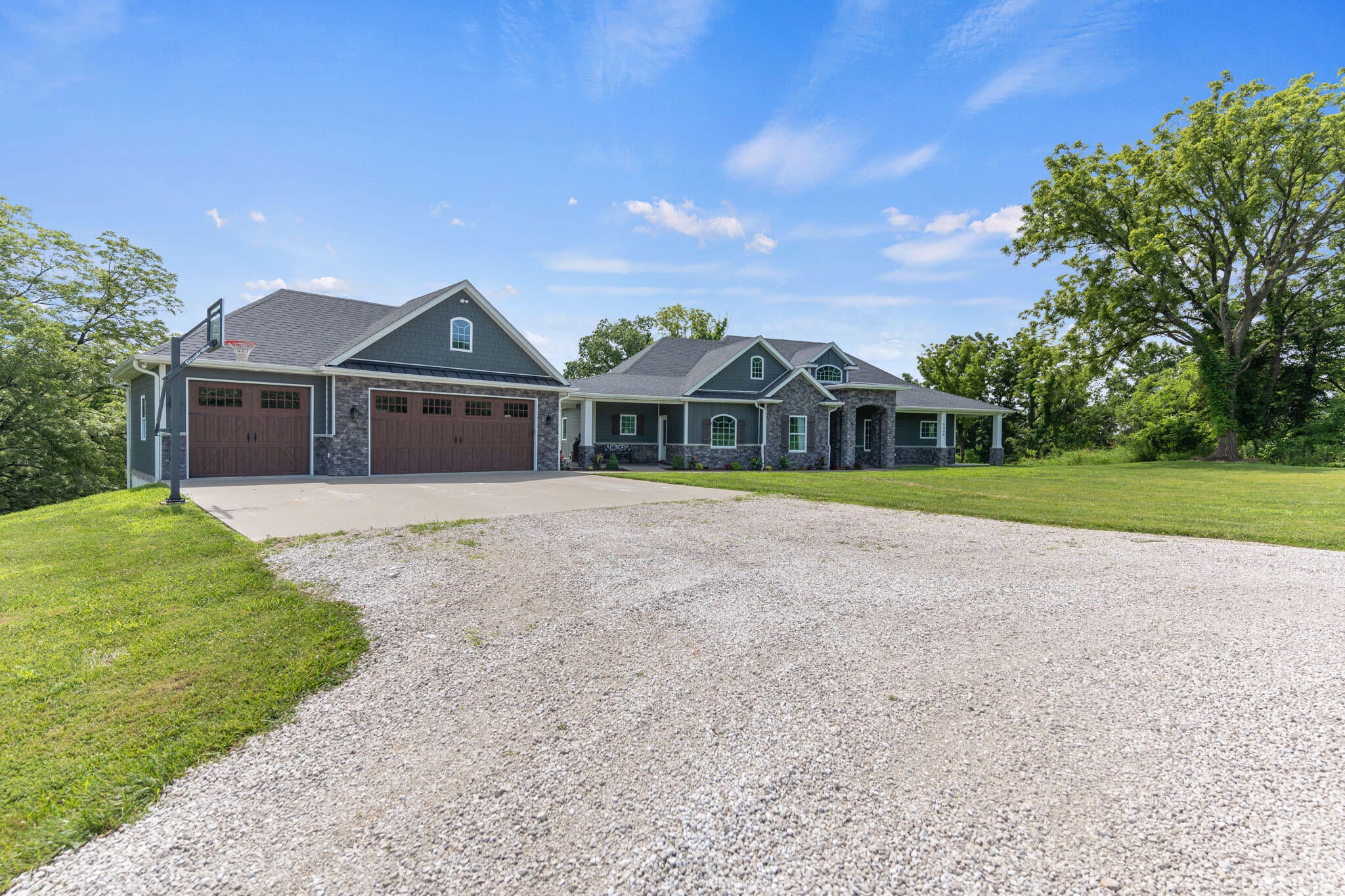 5400 E Giesing Hill Rd, Hartsburg, MO, 65039, USA, 6 Bedrooms Bedrooms, ,5 BathroomsBathrooms,Residential,Active,5400 E Giesing Hill Rd,434371