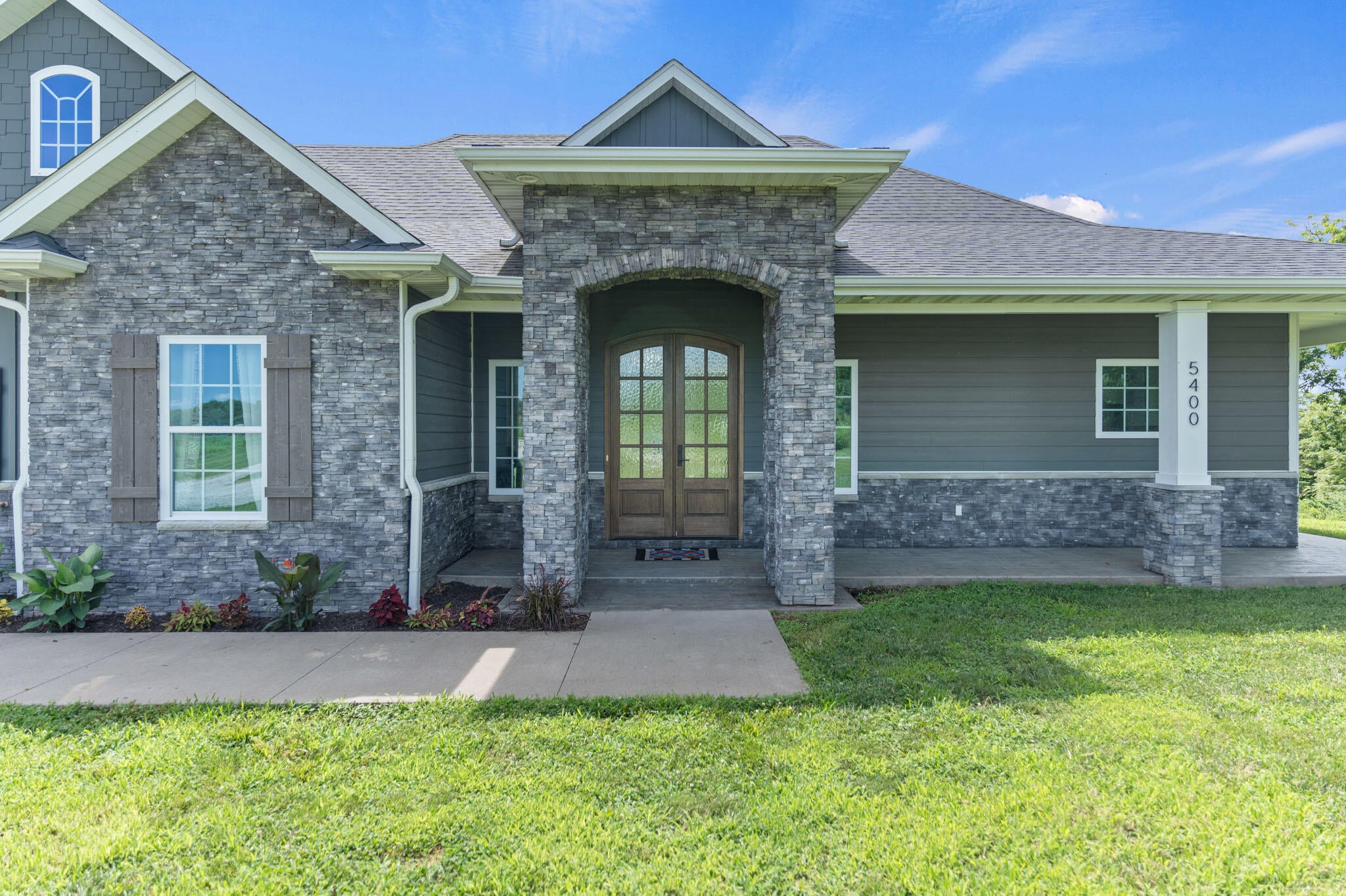 5400 E Giesing Hill Rd, Hartsburg, MO, 65039, USA, 6 Bedrooms Bedrooms, ,5 BathroomsBathrooms,Residential,Active,5400 E Giesing Hill Rd,434371