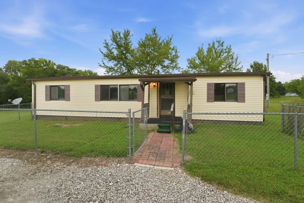 11071 N HIGHWAY VV, COLUMBIA, MO 65202 - Image f51951237ecde5ea3685cde42c0050f3/2840480627