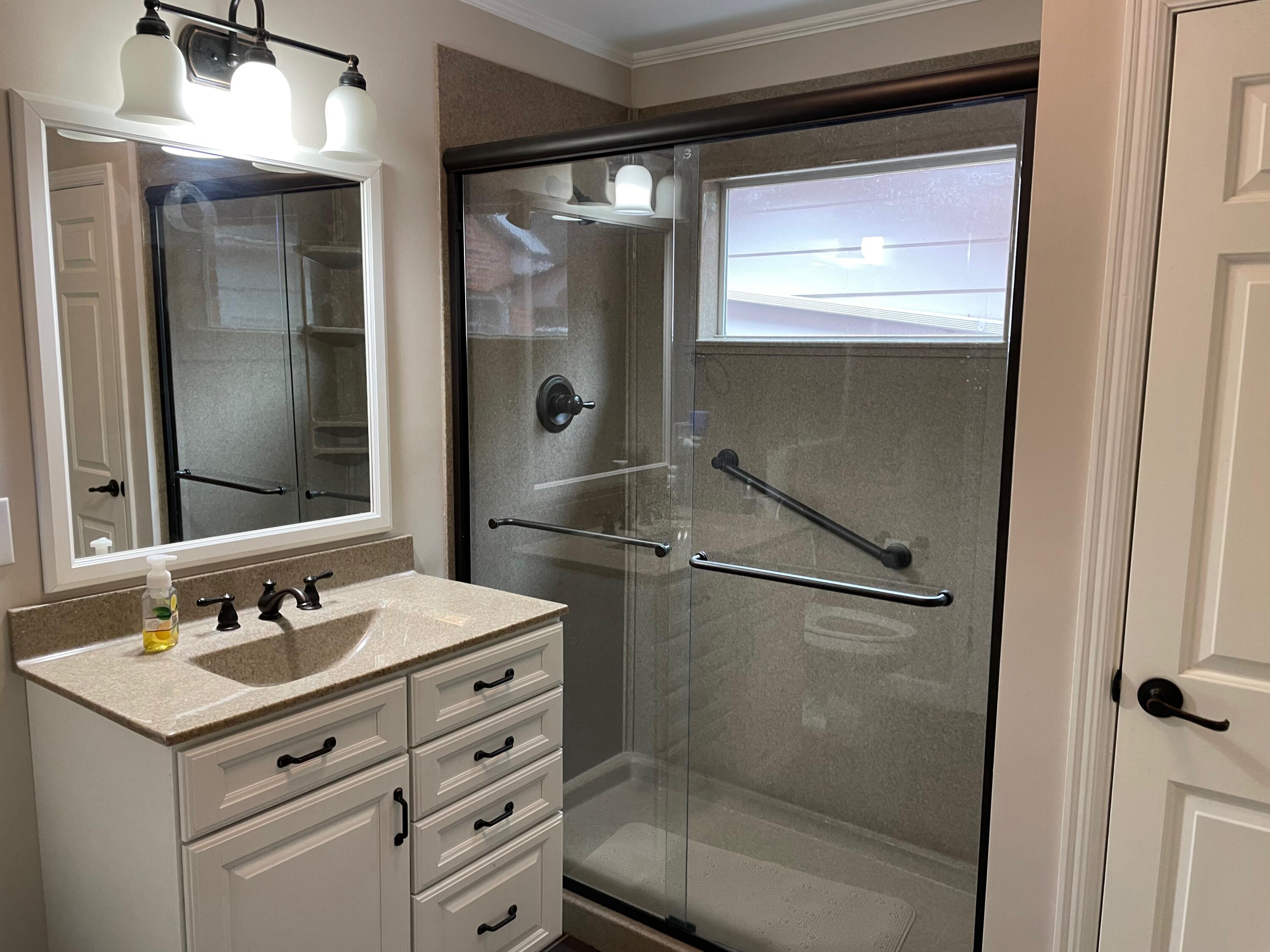 Columbia, Missouri 65203, United States, 2 Bedrooms Bedrooms, ,2 BathroomsBathrooms,Residential,Active,55254