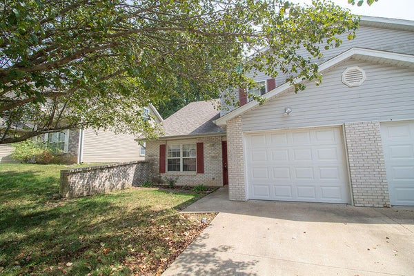 5569 PINEHURST LN, COLUMBIA, MO 65202 - Image fc8ca4a8ec04cecd2e64e3e783084b3e/2330857062