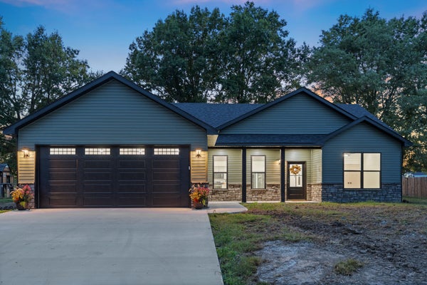 2501 KRONER DR, MOBERLY, MO 65270 - Image ff5ae0d59c5d080307eddebc4d99221a/2658955856
