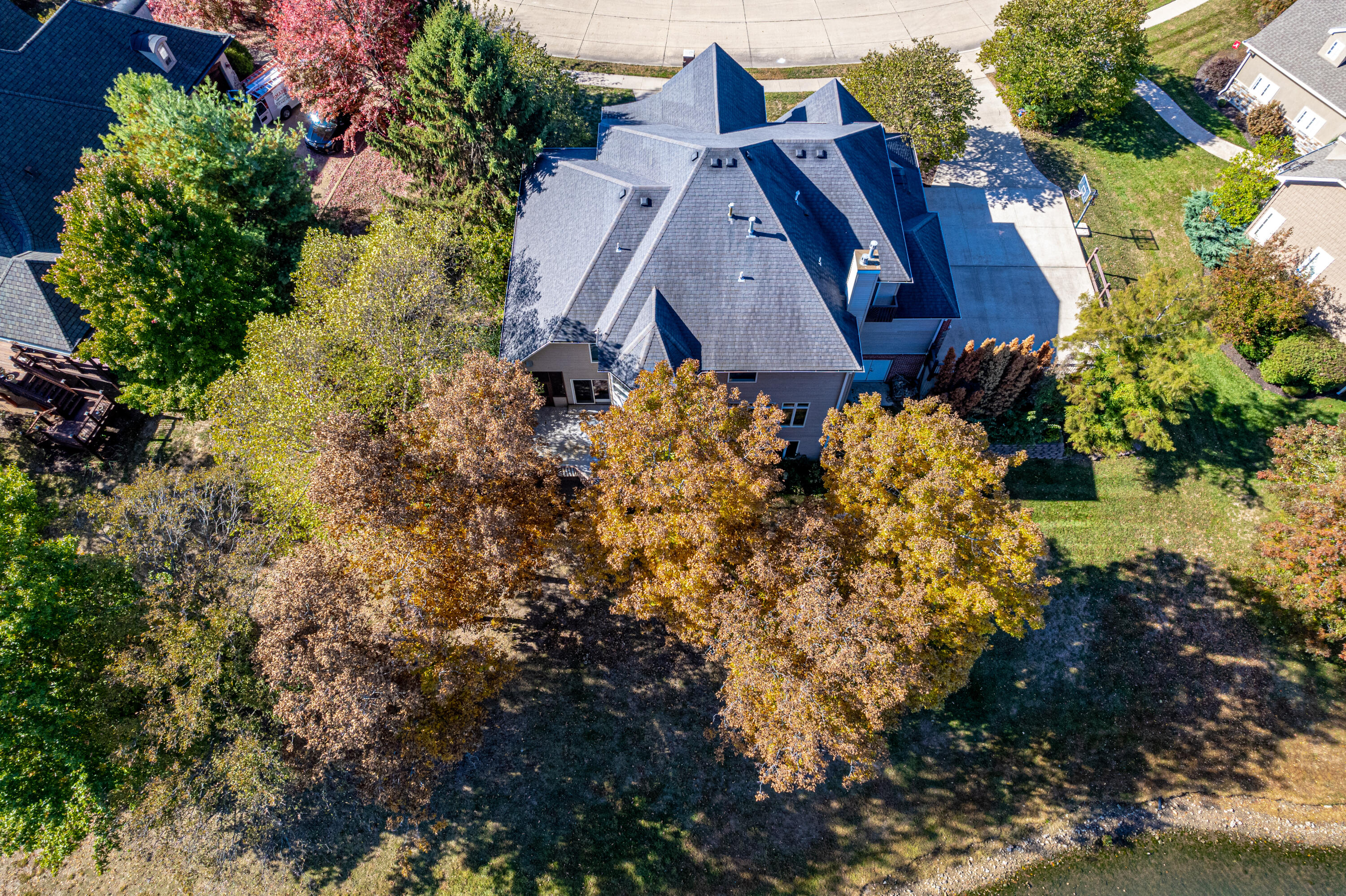 Columbia, Missouri 65203, United States, 4 Bedrooms Bedrooms, ,5 BathroomsBathrooms,Residential,Pending,70548