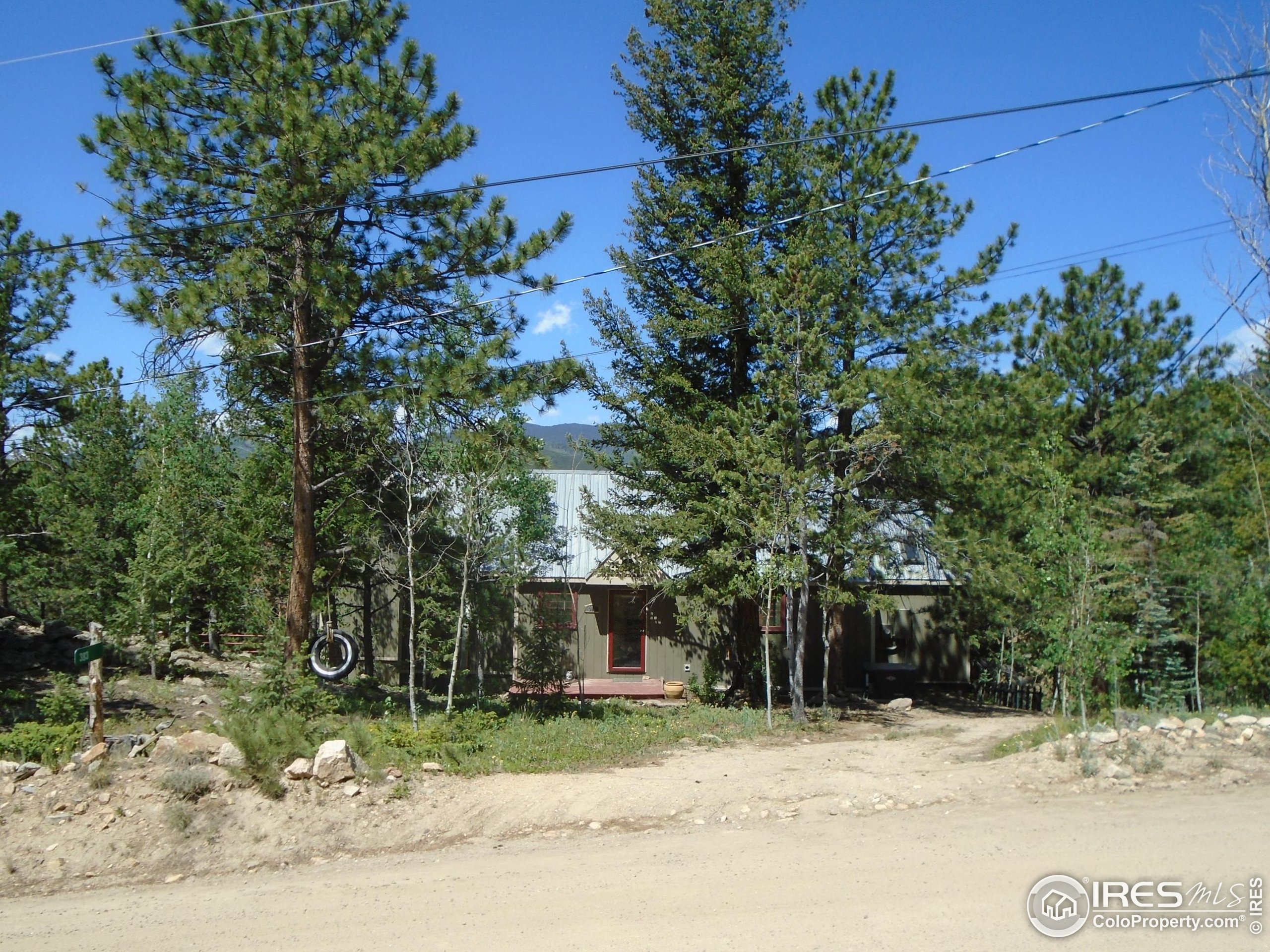 383 Evergreen Rd