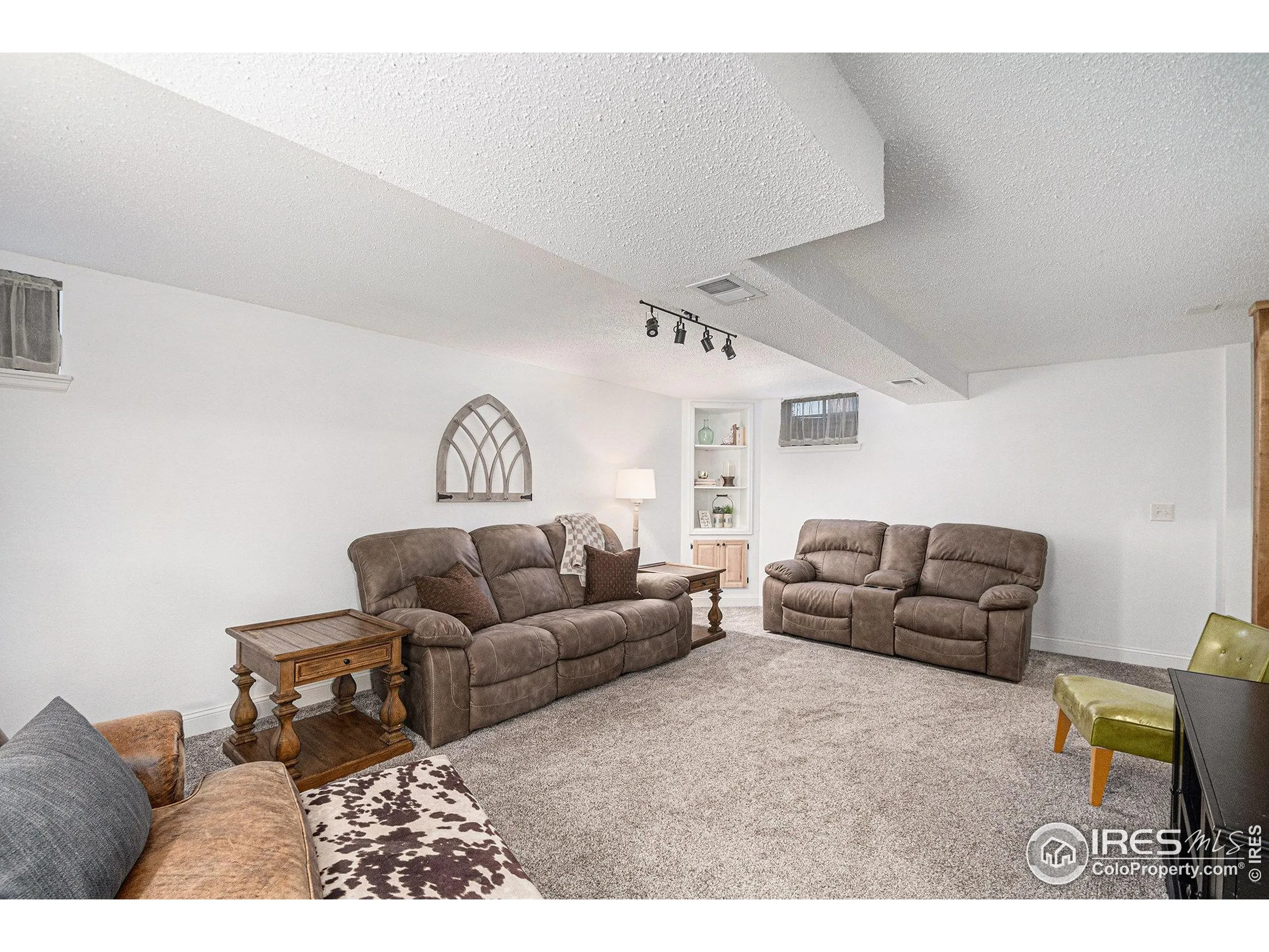 Eaton, Colorado 80615, United States, 3 Bedrooms Bedrooms, ,3 BathroomsBathrooms,Residential,Active,218077