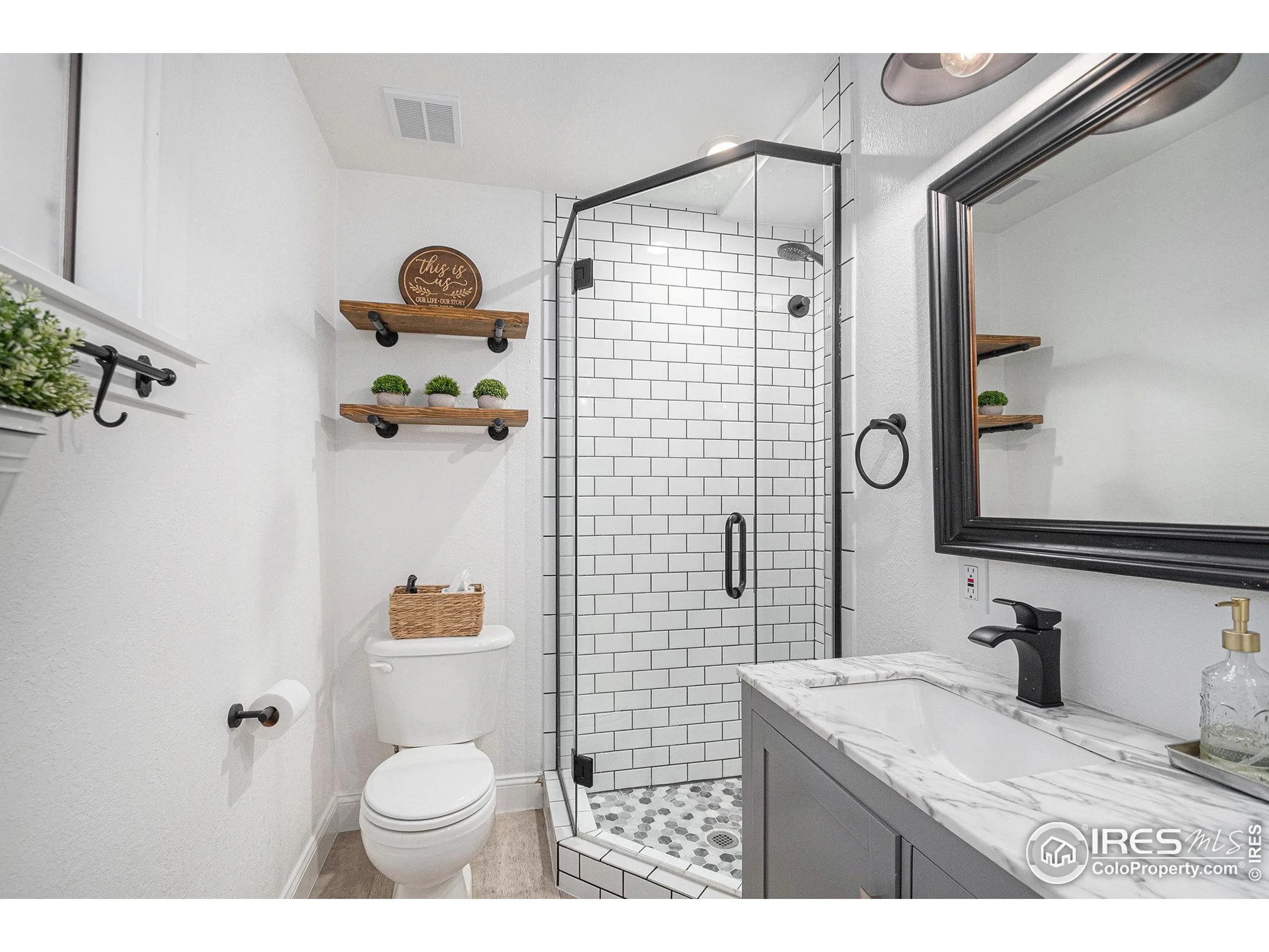 Eaton, Colorado 80615, United States, 3 Bedrooms Bedrooms, ,3 BathroomsBathrooms,Residential,Active,218077