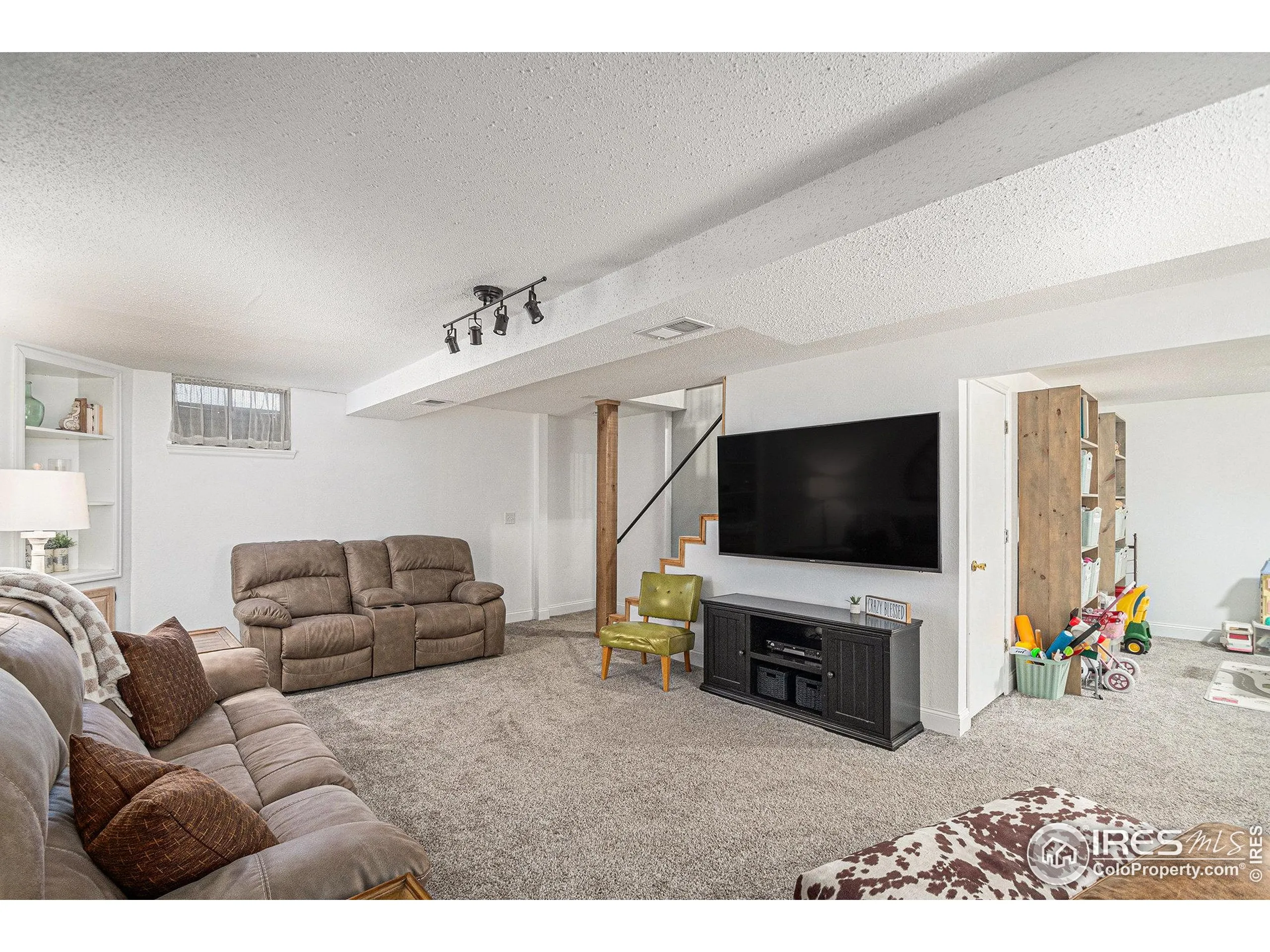 Eaton, Colorado 80615, United States, 3 Bedrooms Bedrooms, ,3 BathroomsBathrooms,Residential,Active,218077