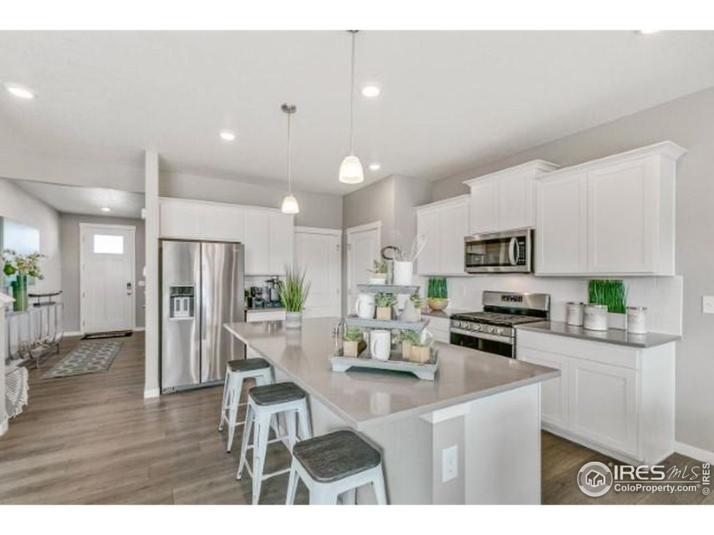 Photo of 1880 Mount Monroe Dr, Berthoud, CO 80513 (MLS # 1048313)