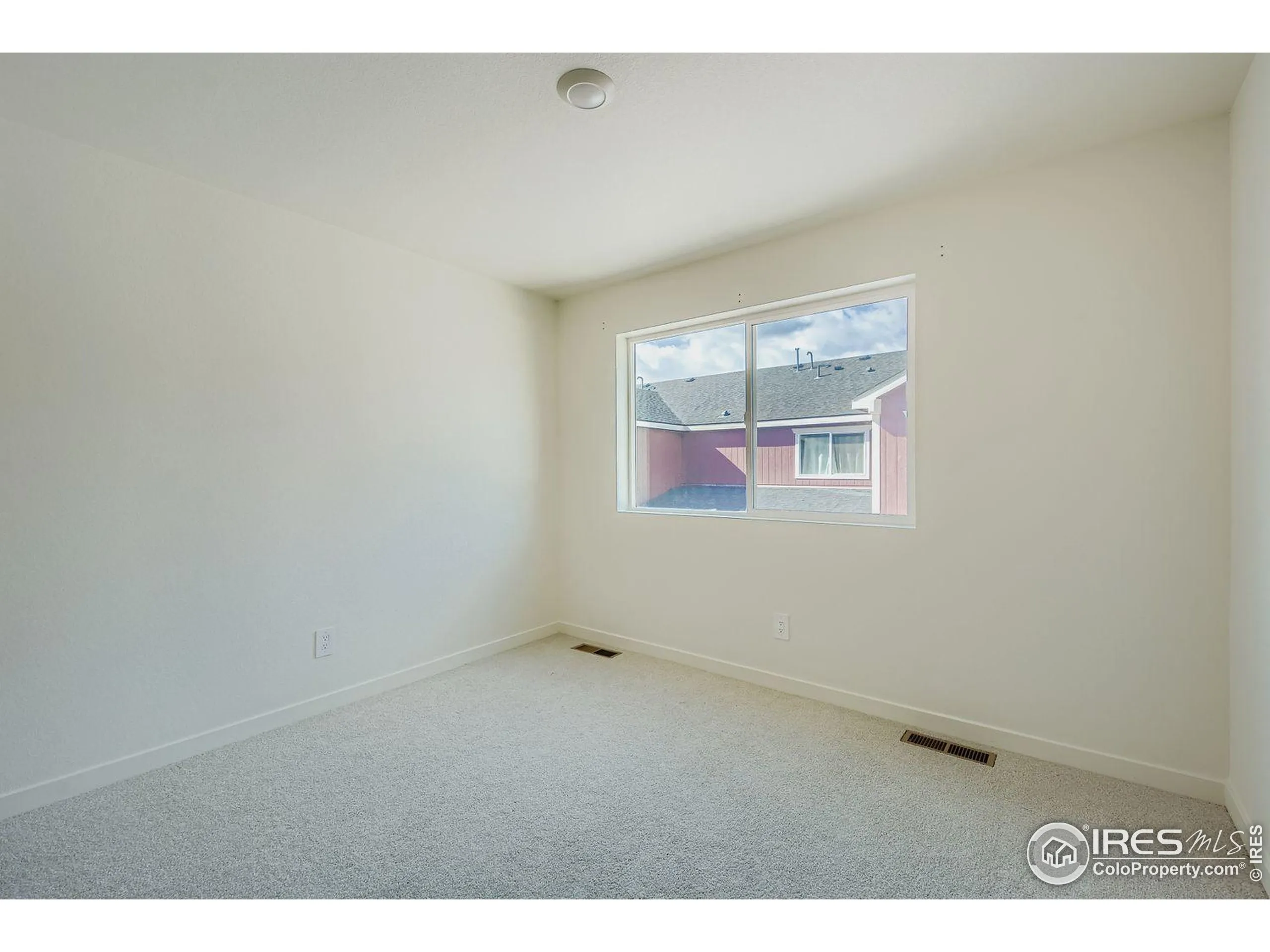 Johnstown, Colorado 80534, United States, 3 Bedrooms Bedrooms, ,3 BathroomsBathrooms,Residential,Active,230968