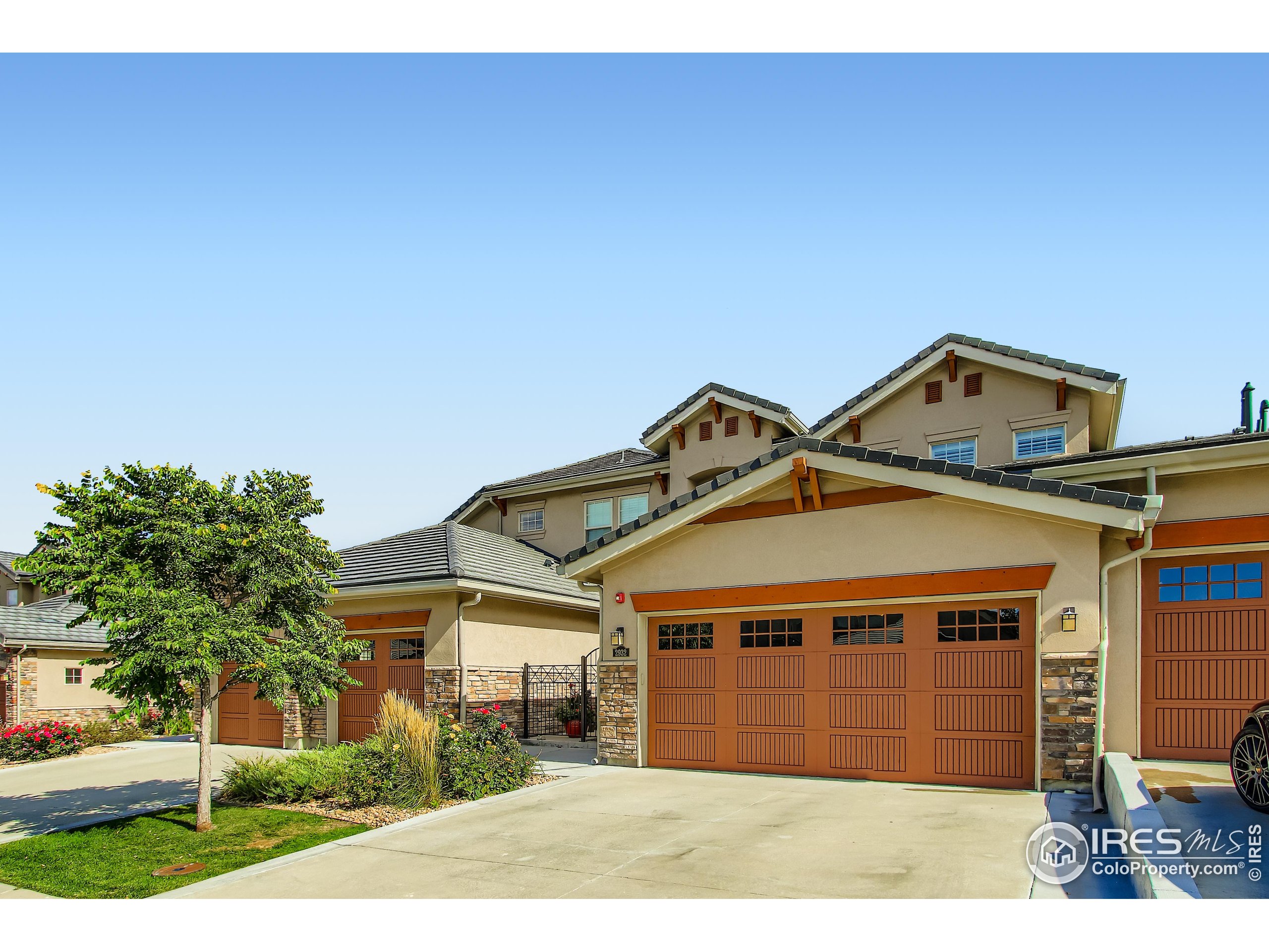 2932 Casalon Cir