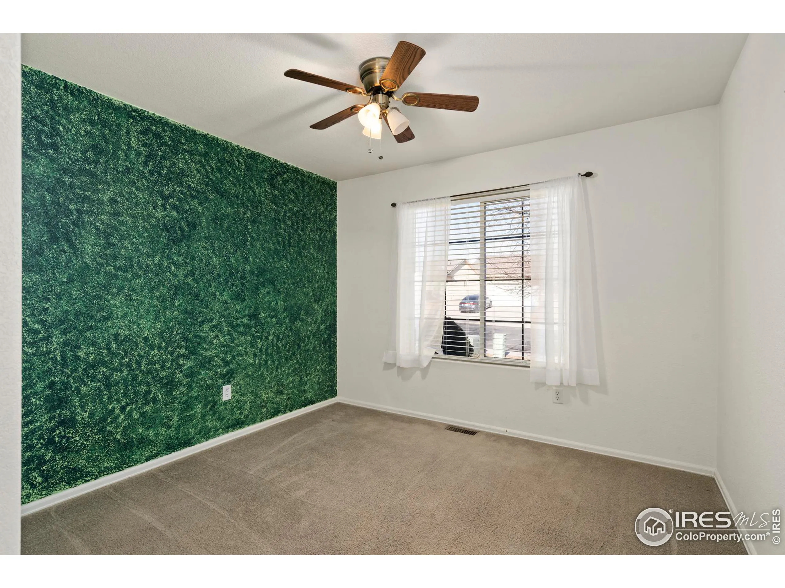 Mead, Colorado 80542, United States, 4 Bedrooms Bedrooms, ,3 BathroomsBathrooms,Residential,Pending,24442