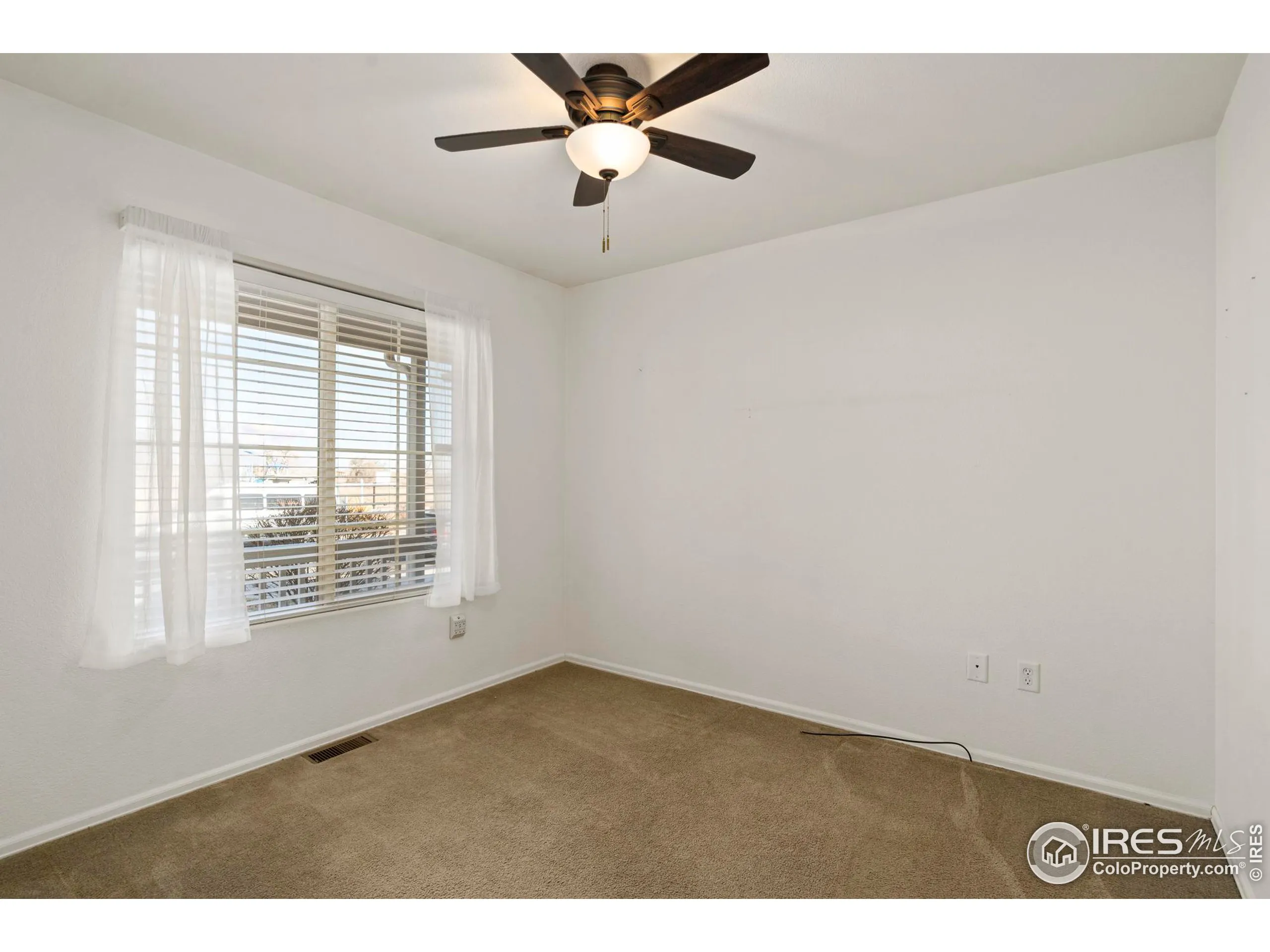 Mead, Colorado 80542, United States, 4 Bedrooms Bedrooms, ,3 BathroomsBathrooms,Residential,Pending,24442