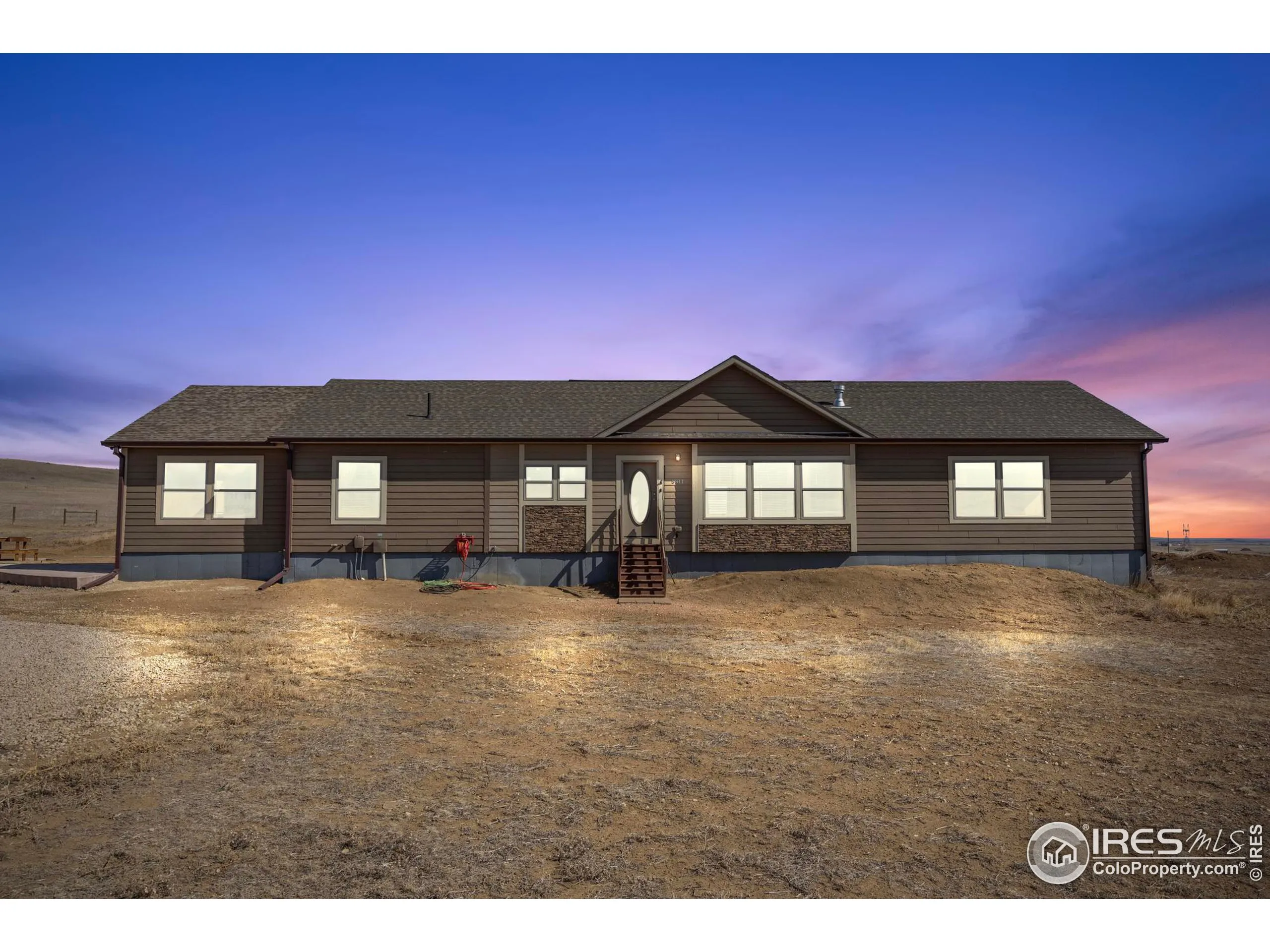 Carr, Colorado 80612, United States, 3 Bedrooms Bedrooms, ,2 BathroomsBathrooms,Residential,Active,83191