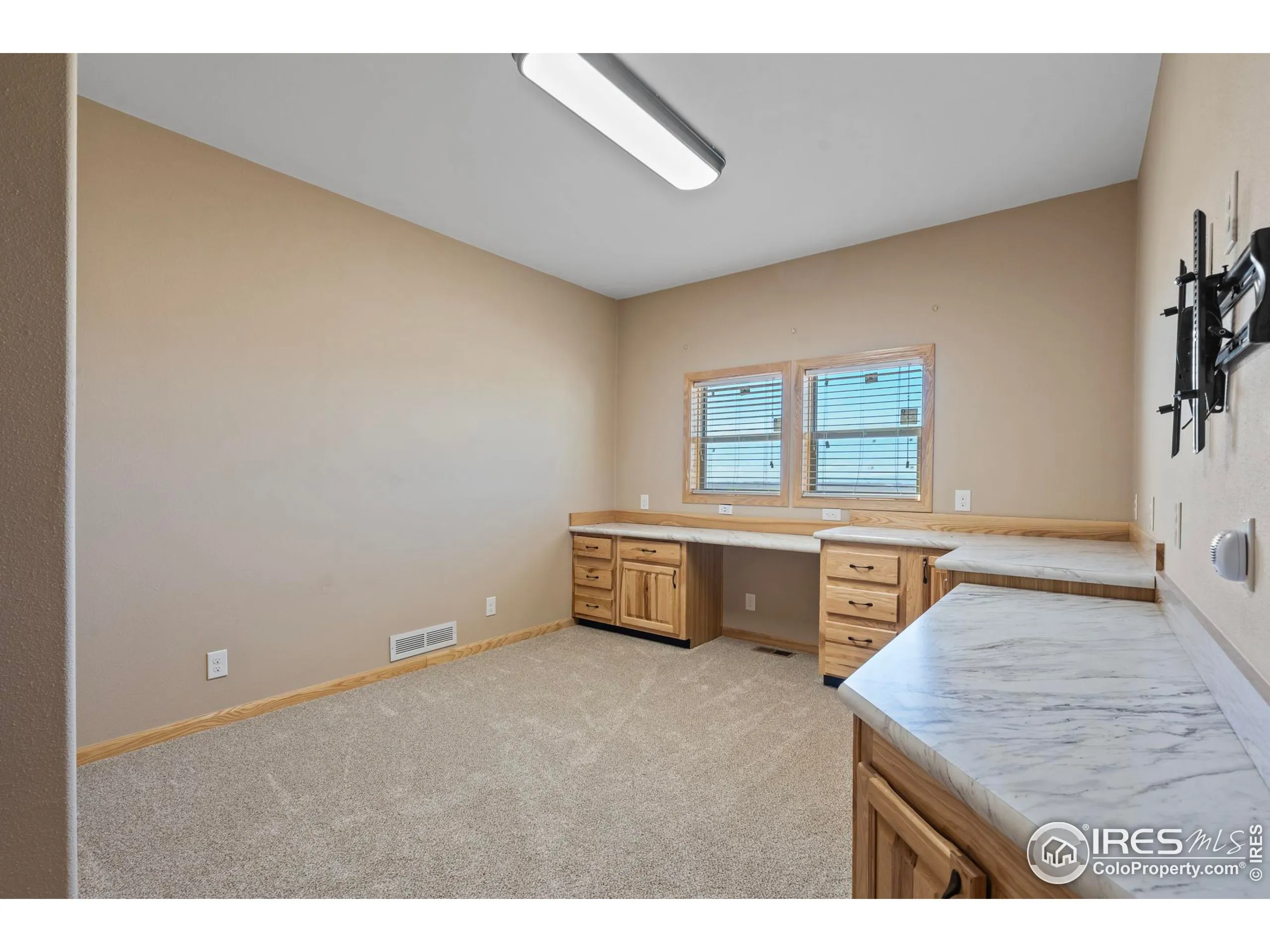 Carr, Colorado 80612, United States, 3 Bedrooms Bedrooms, ,2 BathroomsBathrooms,Residential,Active,83191