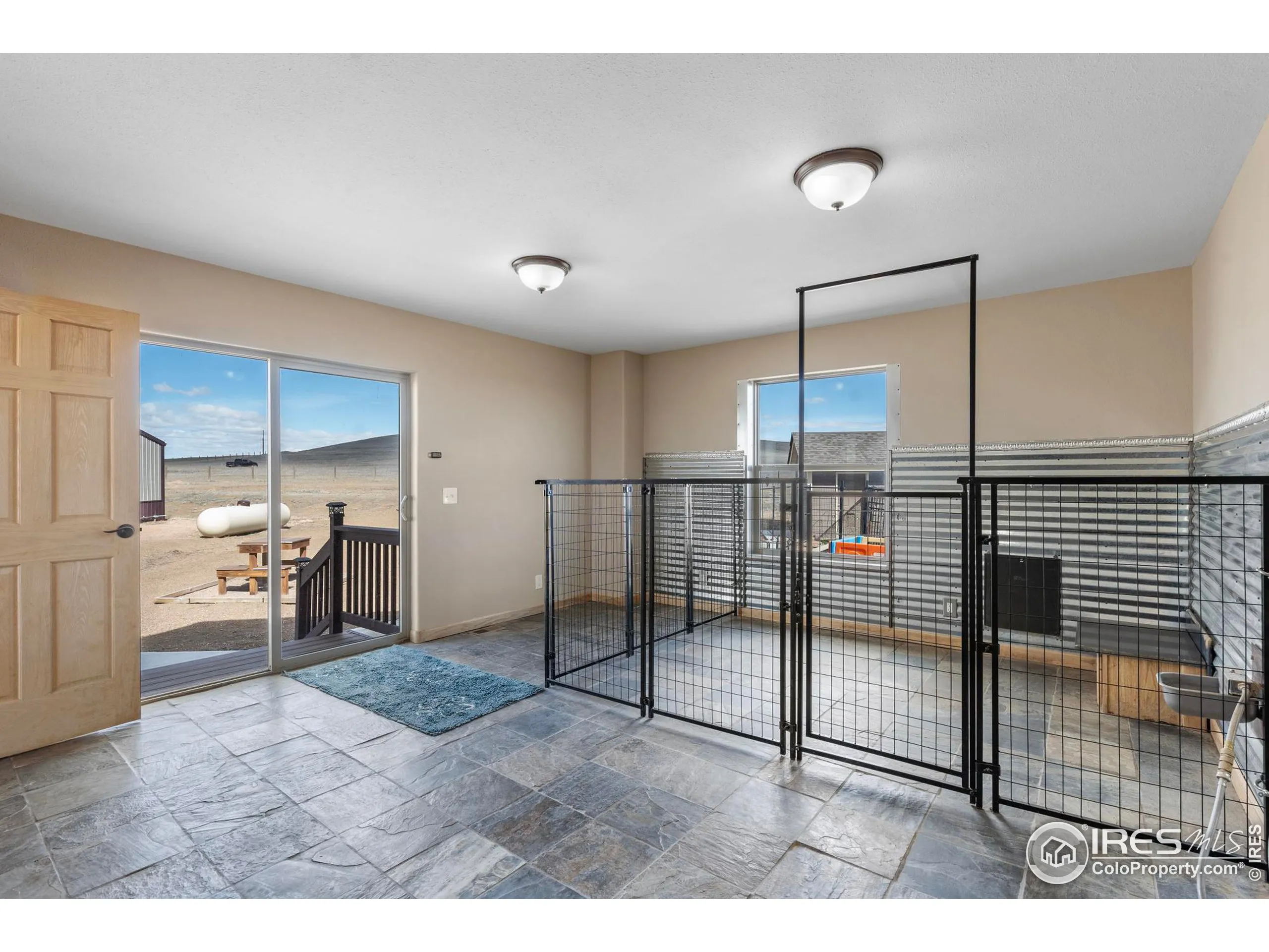 Carr, Colorado 80612, United States, 3 Bedrooms Bedrooms, ,2 BathroomsBathrooms,Residential,Active,83191