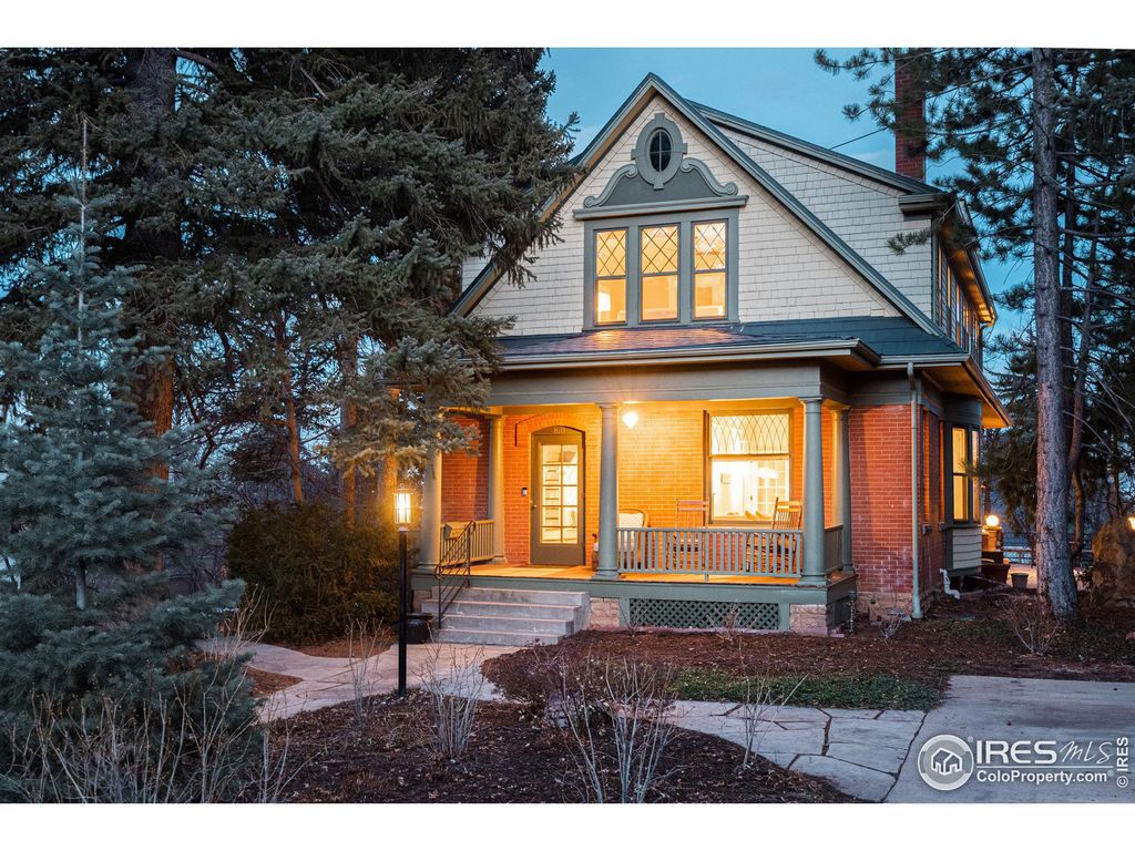 Photo of 870 12th St, Boulder, CO 80302 (MLS # 981059)