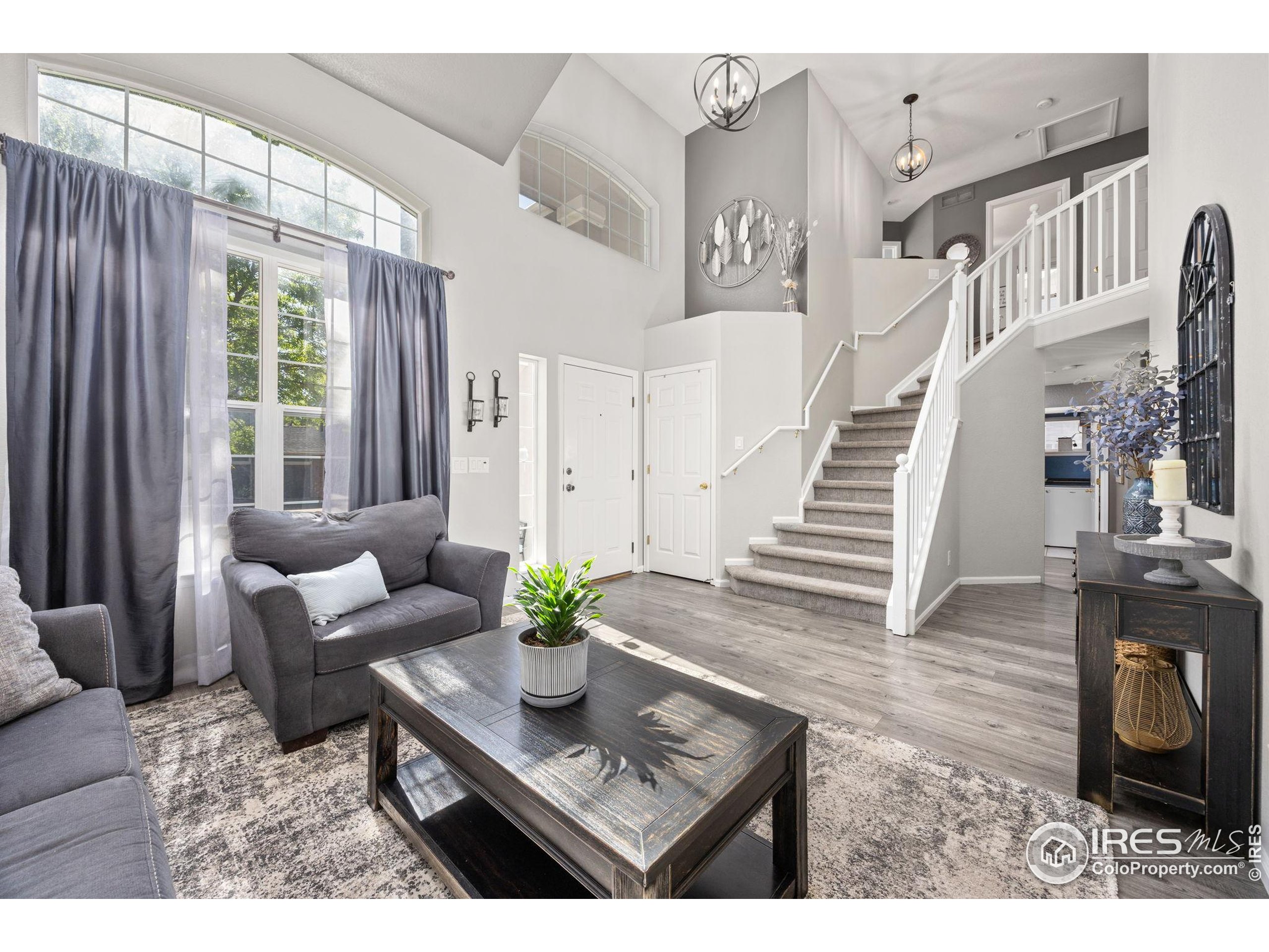 13311 Pearl Cir
